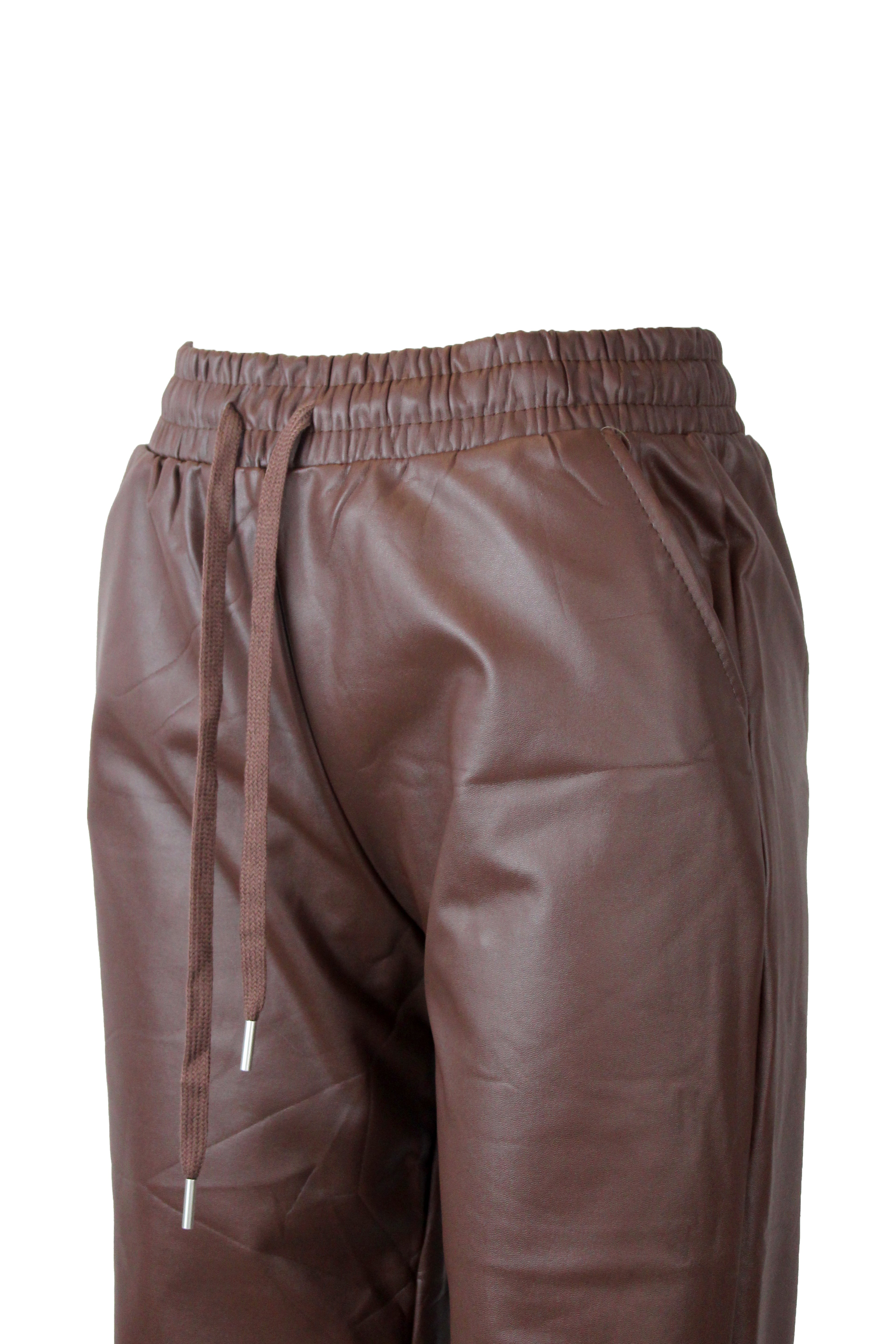 M502 Pantalón Vinipiel con Elsatico Parte Inferior Ajustada