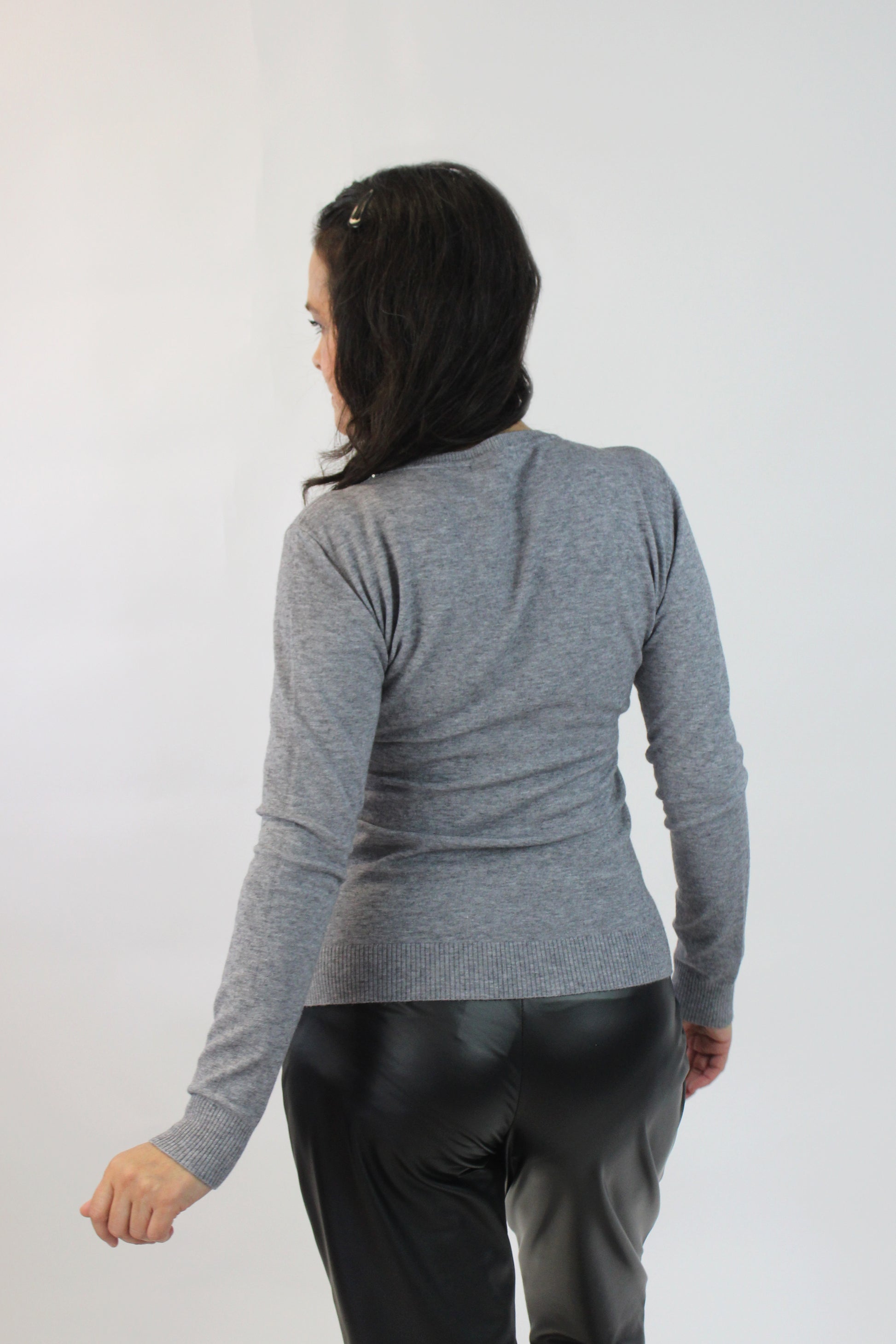 OJ-2717 Sueter Cuello V con Linea Encaje y Brillo