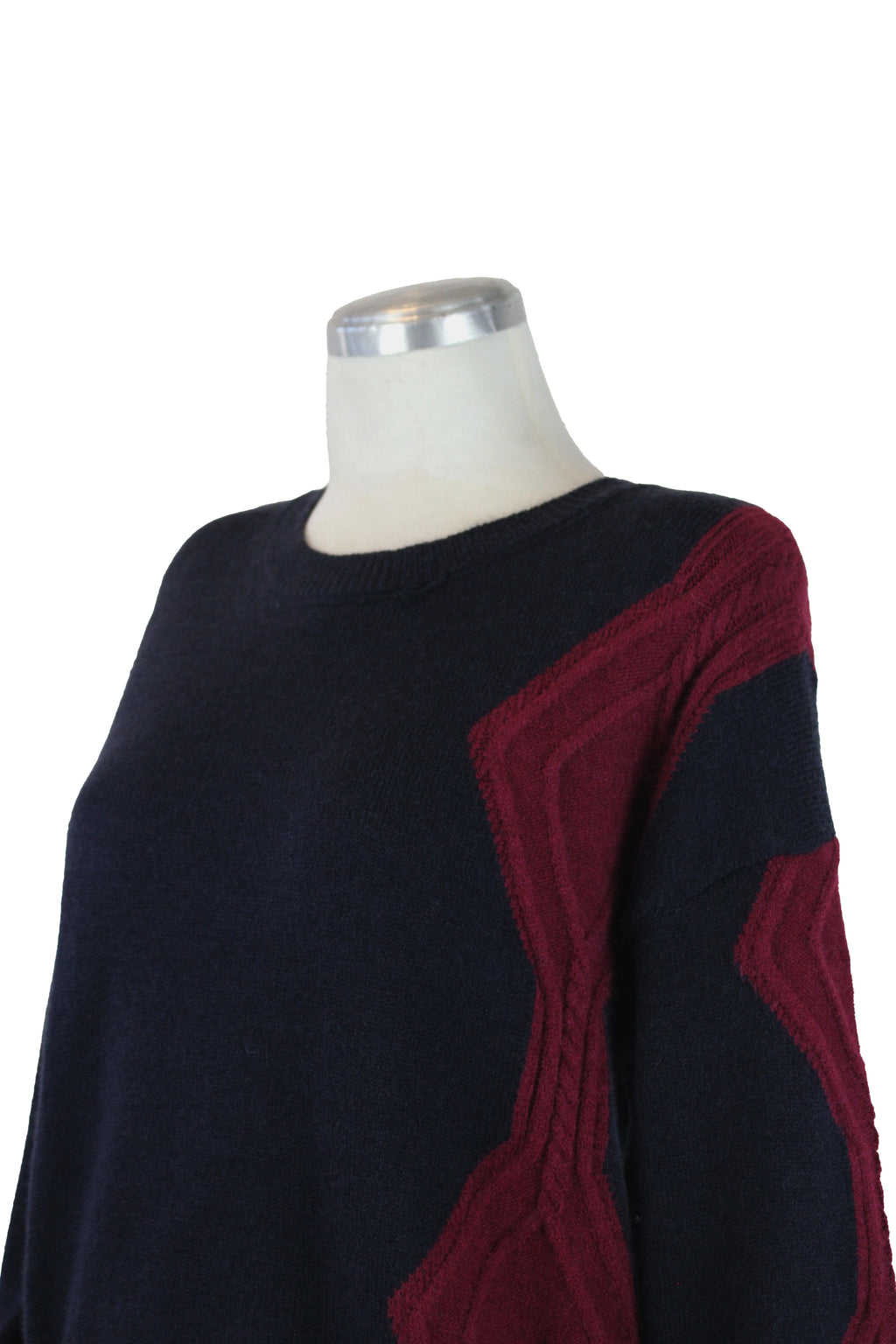 JR1651 Suéter Mangas y laterales Bordados