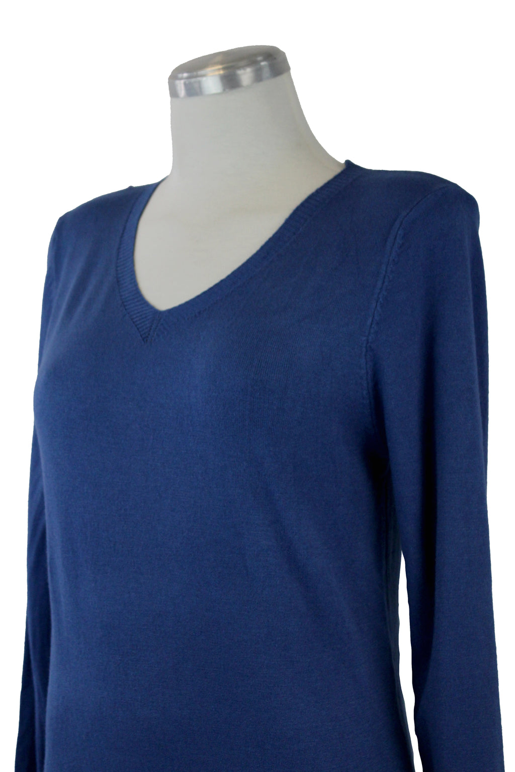 Suéter Liso Cuello V 23-6026 Bordado Cuello Y Muñeca