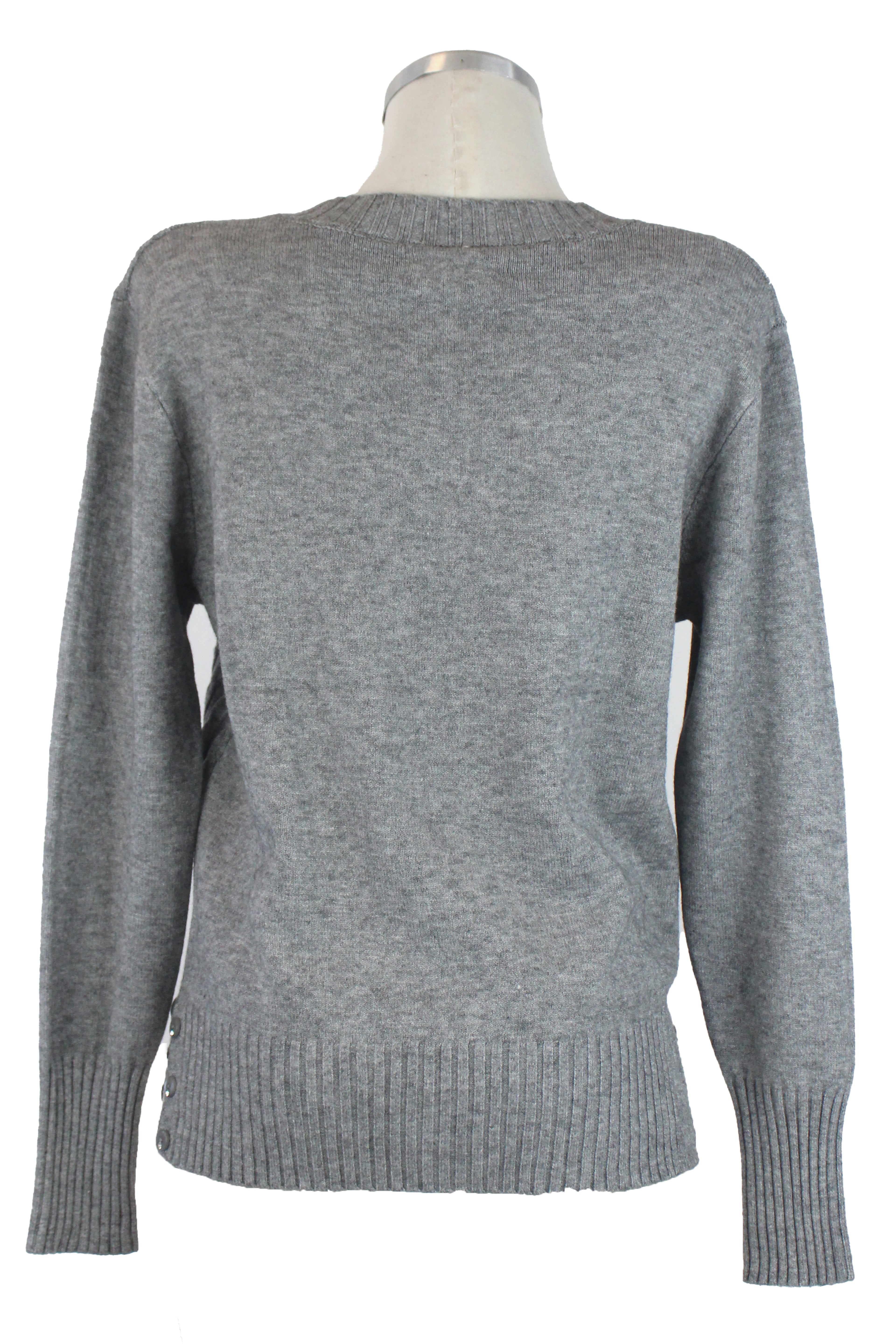 M17308A Suéter Trenzado Cuello V Botones Inferiores