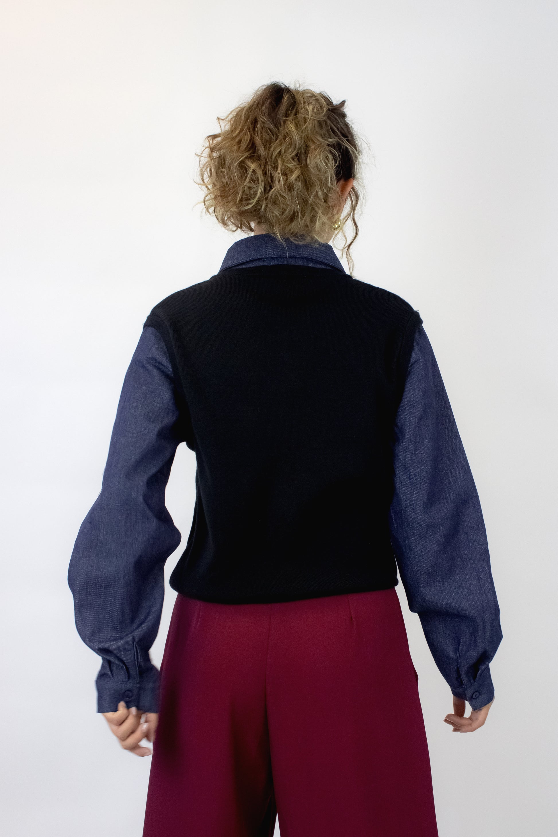 T3365 Suéter de Mezclilla con Chaleco Bordado