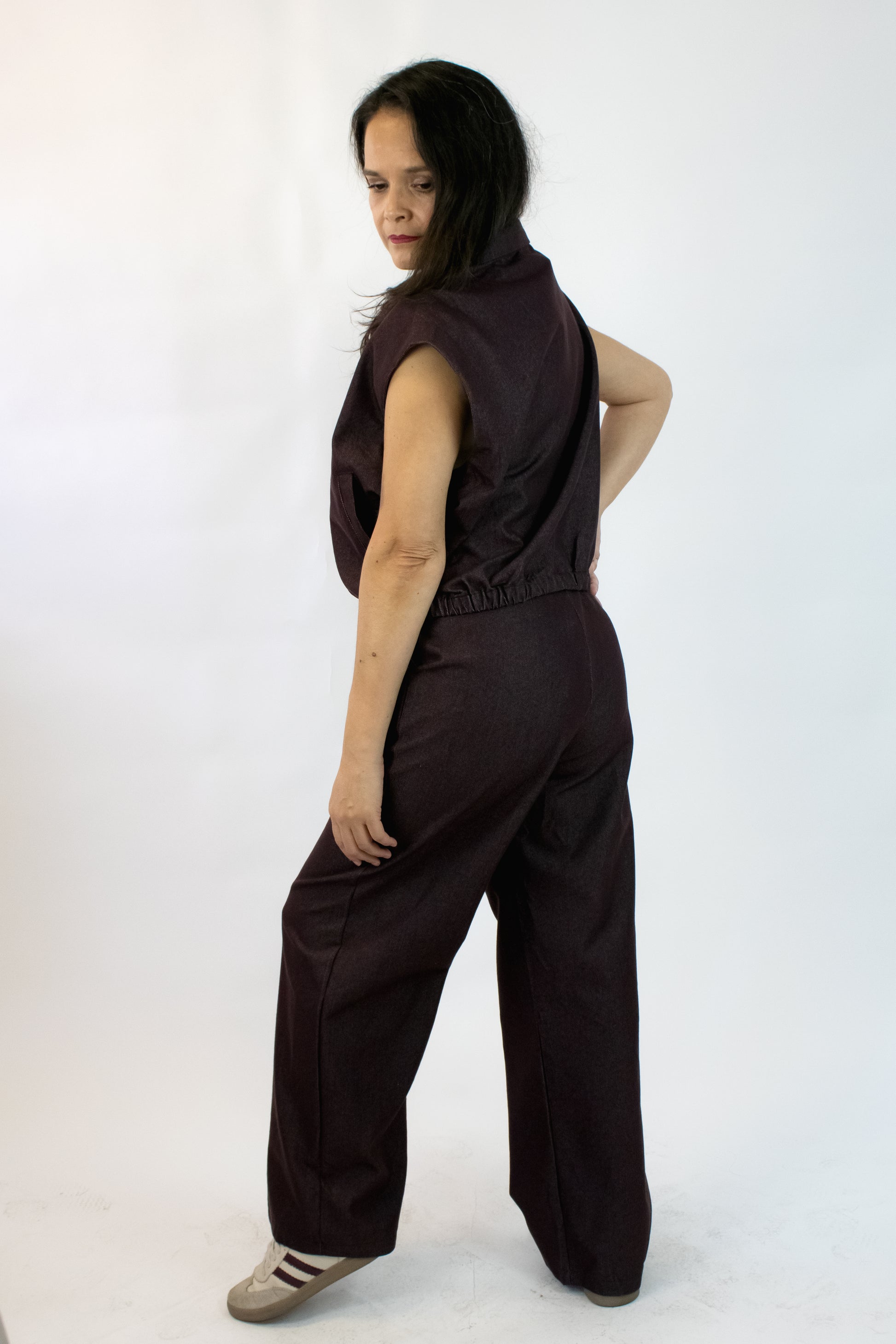 MK-0592 Conjunto de Mezclilla sin Mangas y Cuello Alto