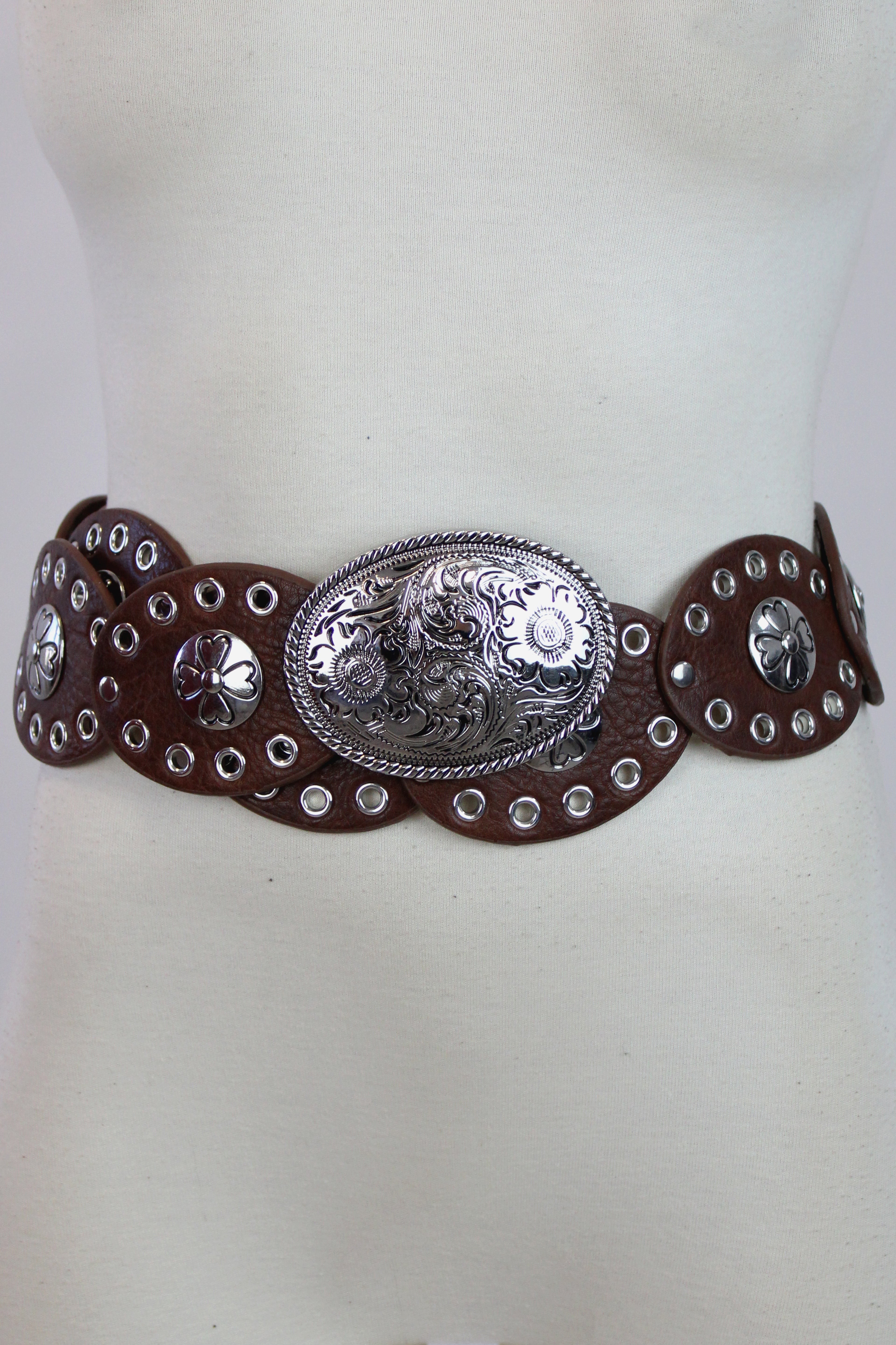 248 Cinto Discos con Trébol Hebilla Floreada