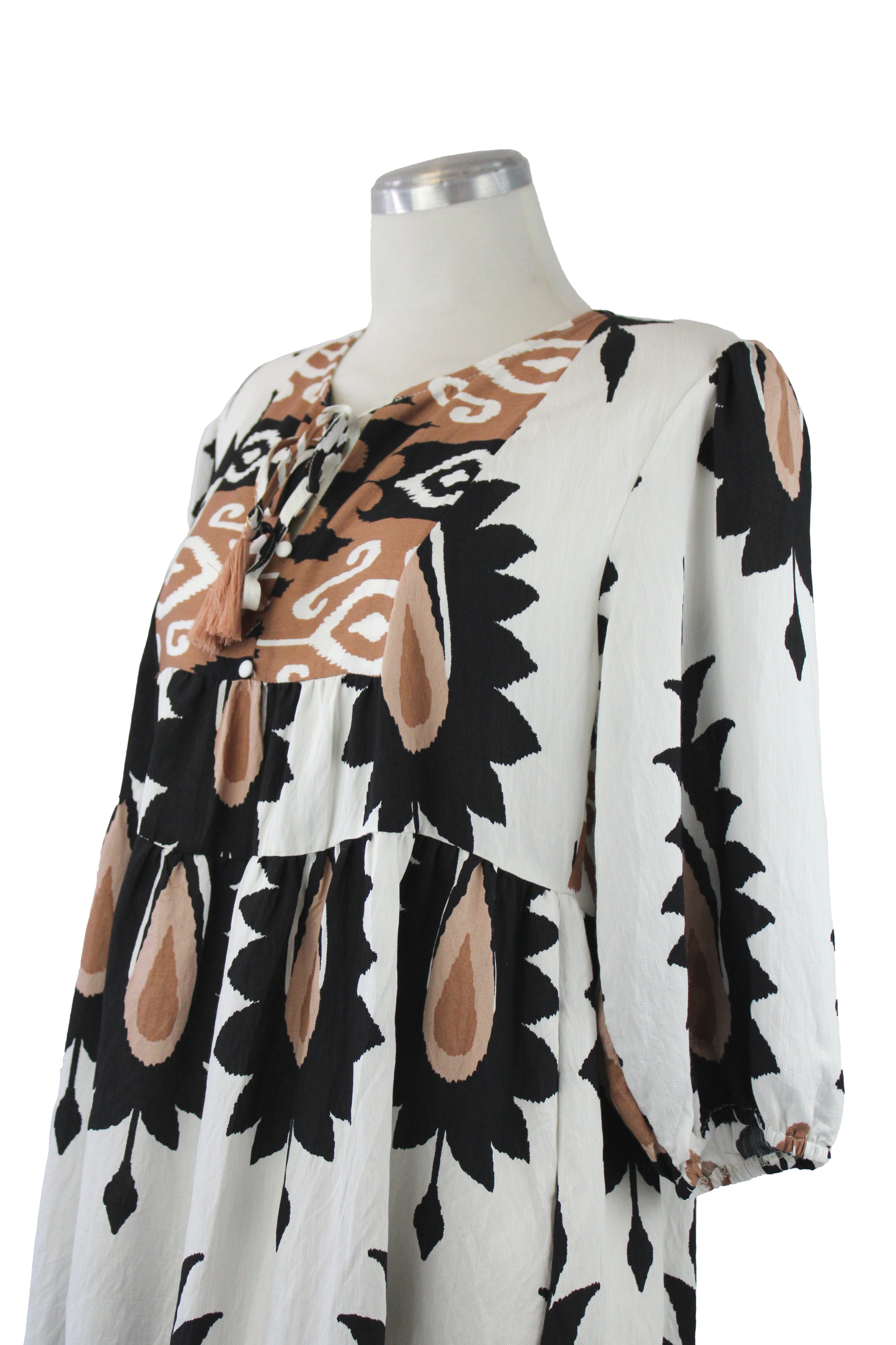 E301 Vestido Estampado Hojas Con Barbas