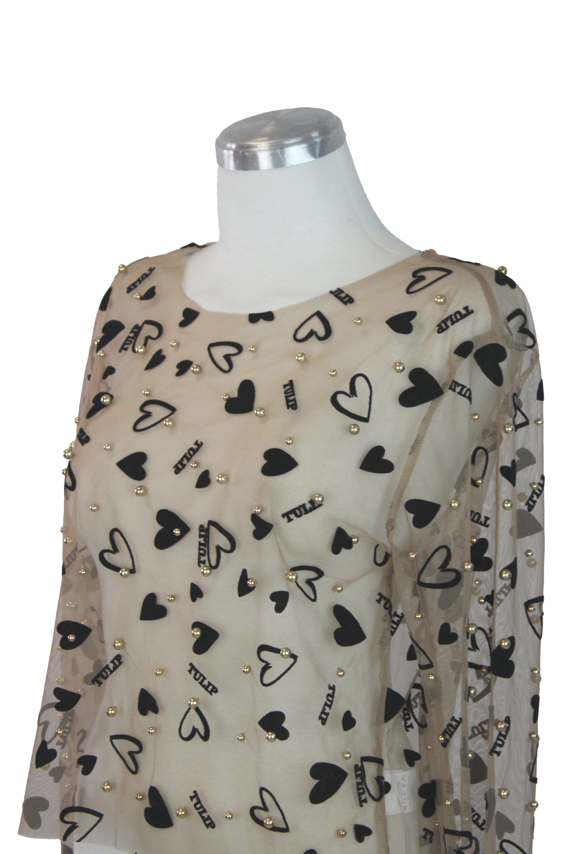 M60203 Blusa Con Transparencia Perlas y Corazones
