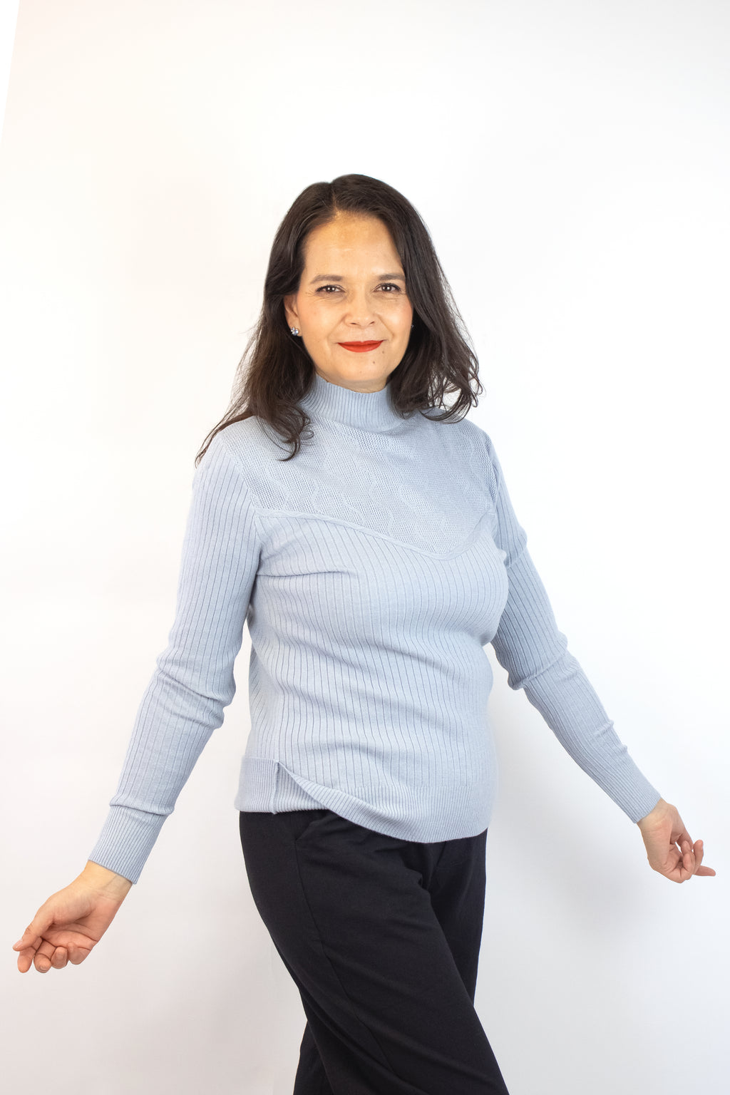 23-0048 Suéter Tejido Punto y Rayas Cuello Tortuga