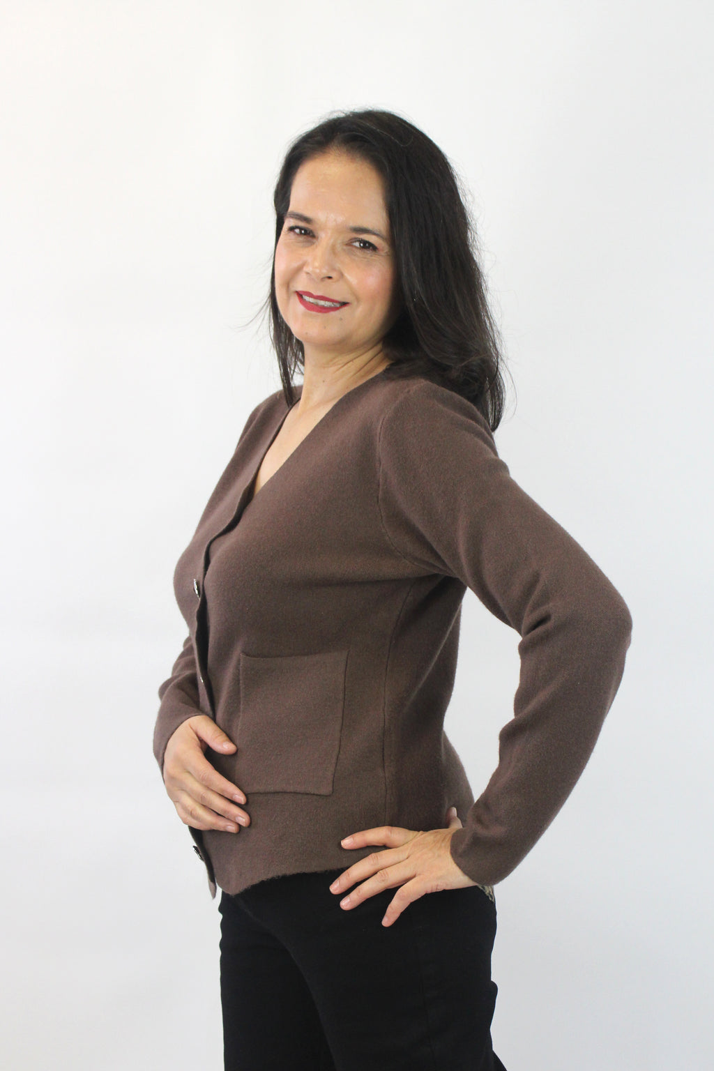 1270 Suéter de Botones Irregulares y Bolsillos