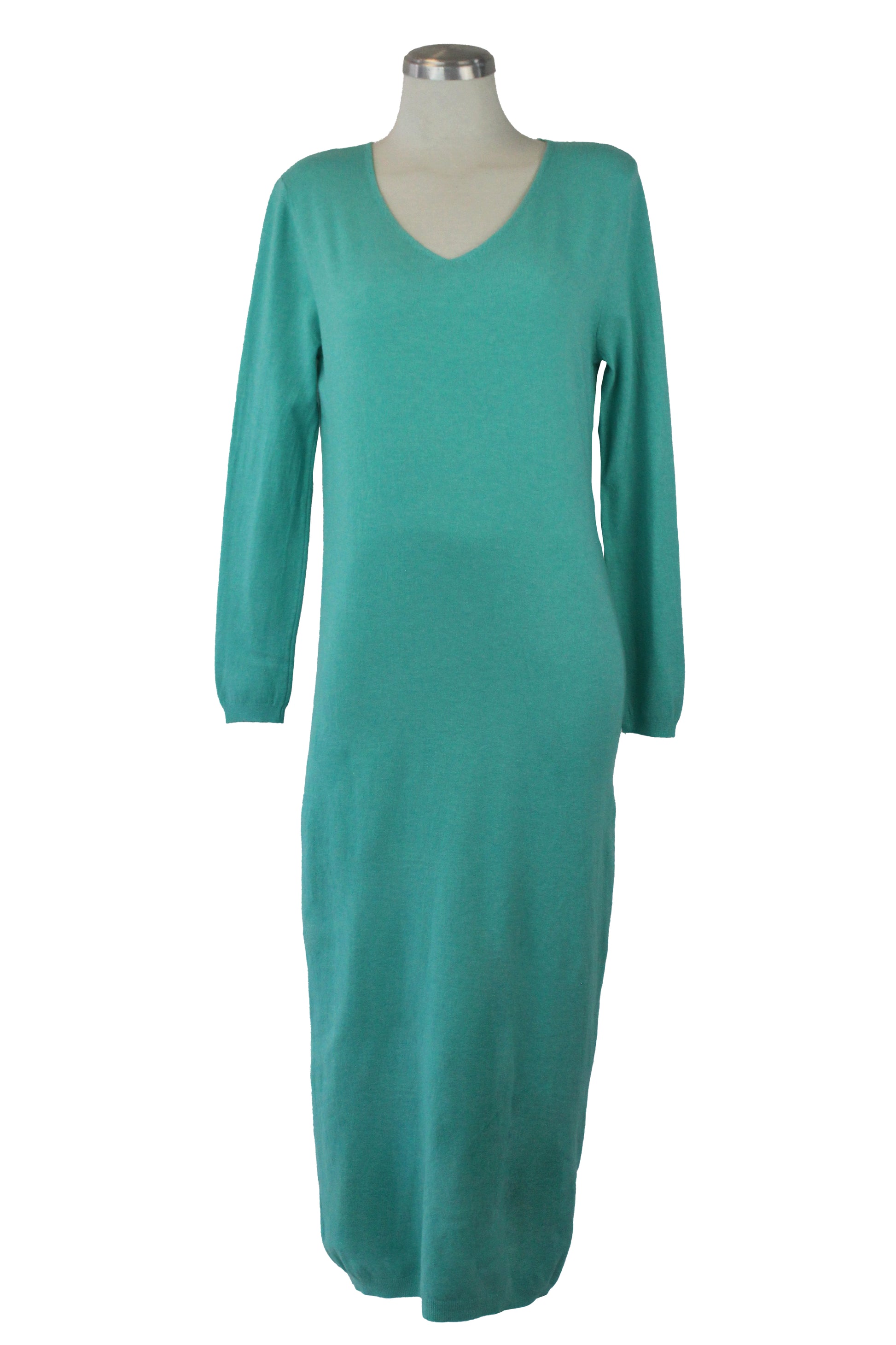 23-0008 Vestido Tipo Suéter Liso Cuello V