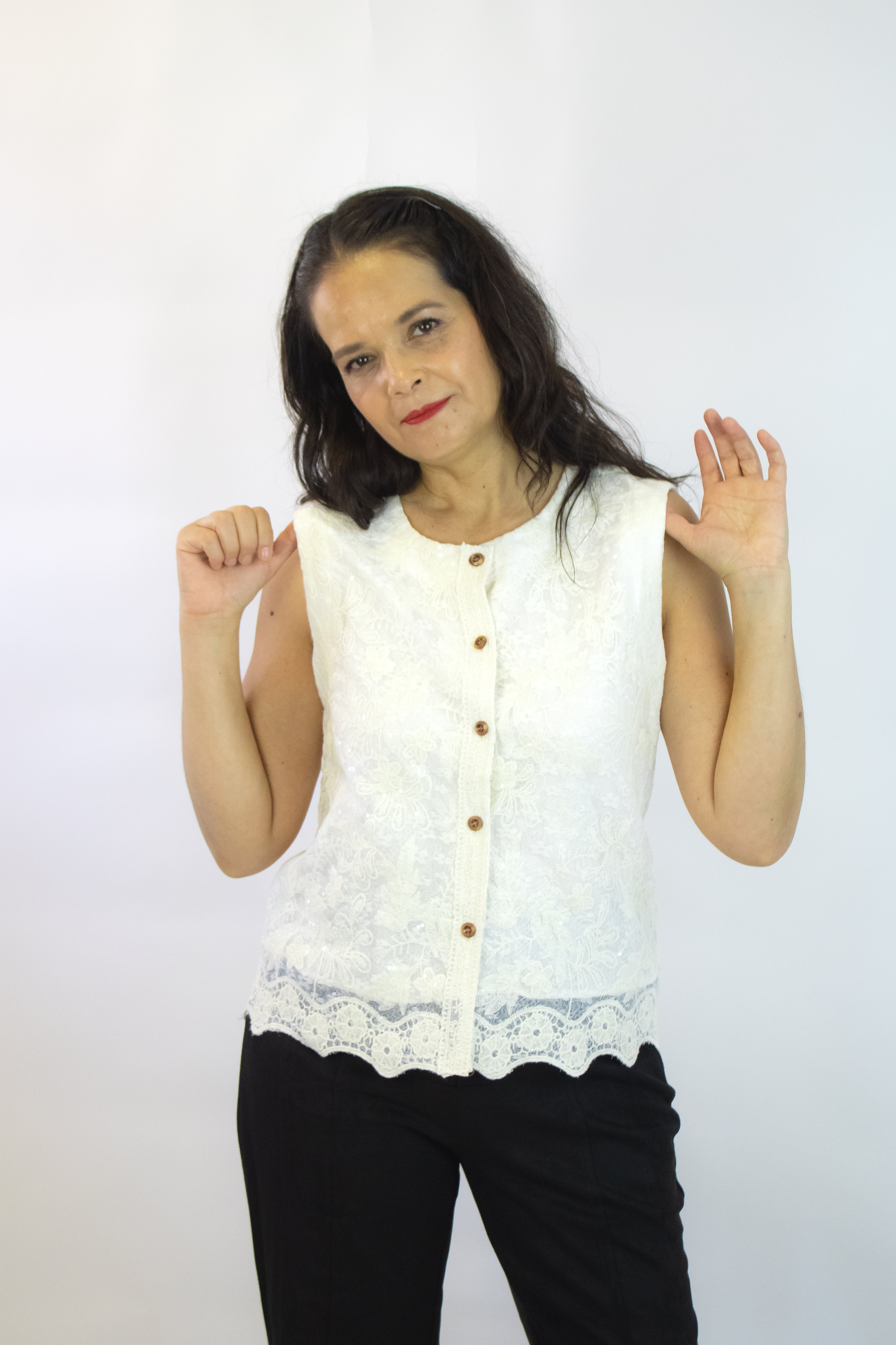 067-XMY25 Blusa Sin Mangas Bordado de Flores Y Lentejuelas