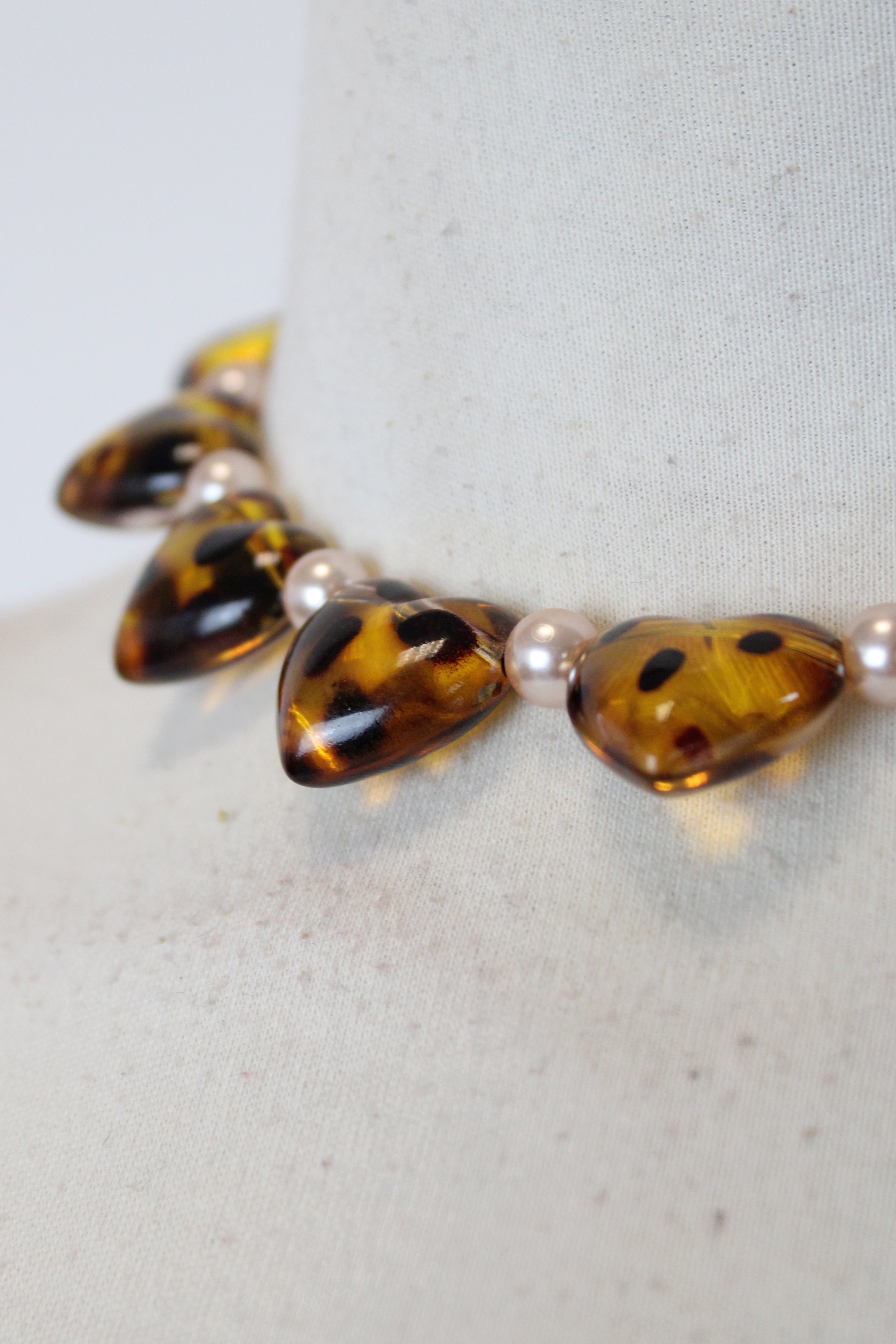 47209 Gargantilla Corazones Animal Print