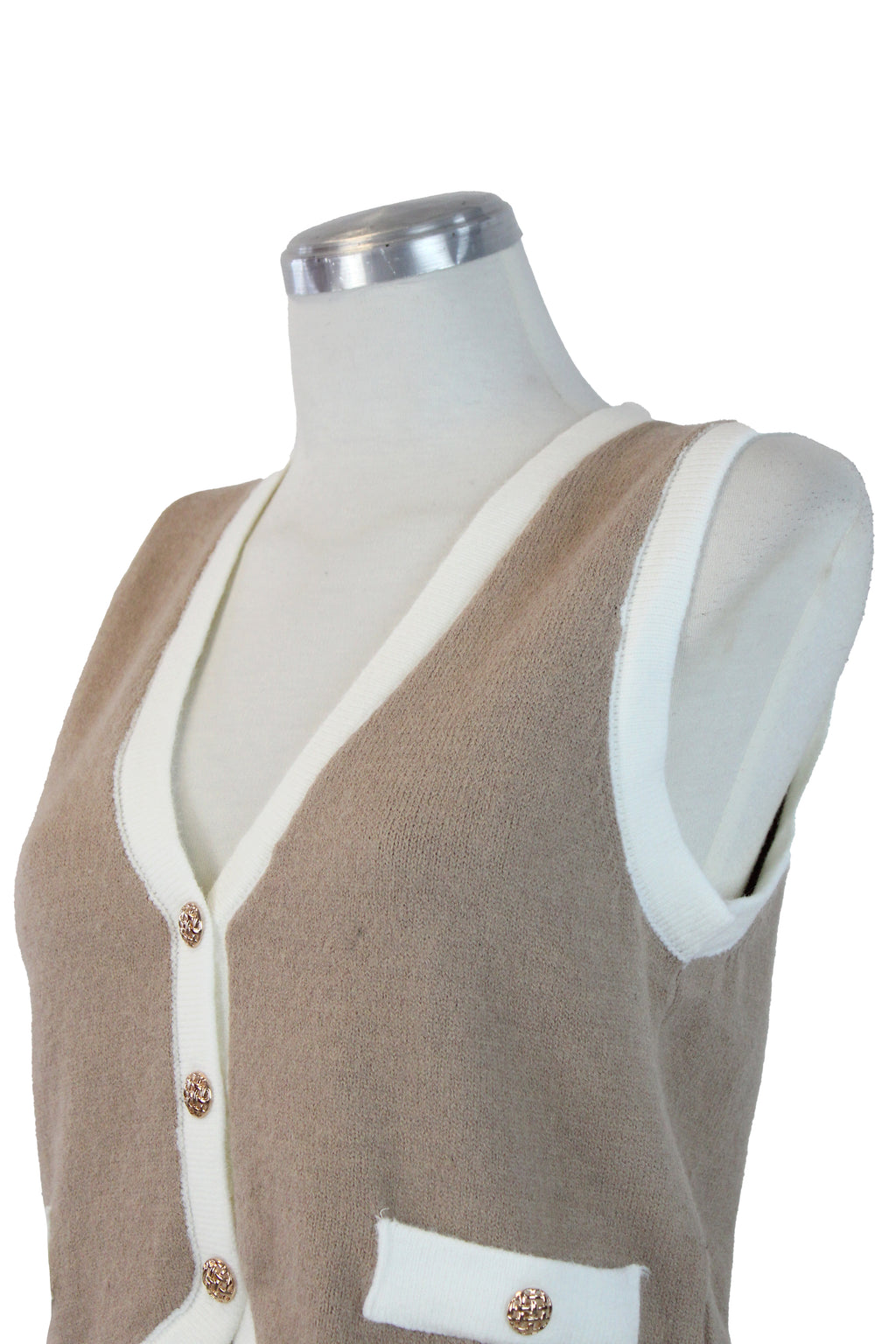 CE256692 Chaleco Corto Cuello V Afelpado Con Botones