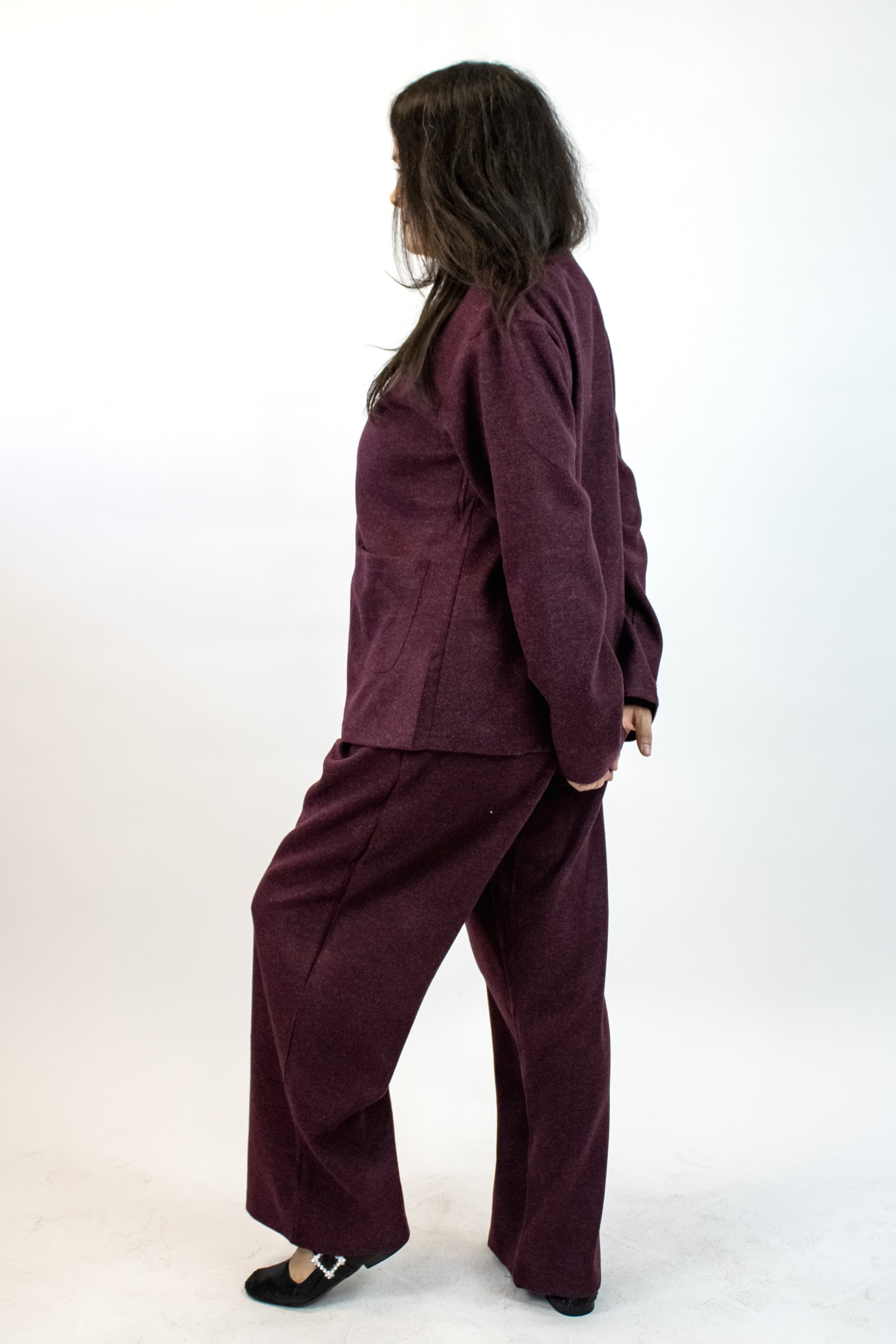 GT-3M158 Conjunto Gamuza con Botones Irregulares