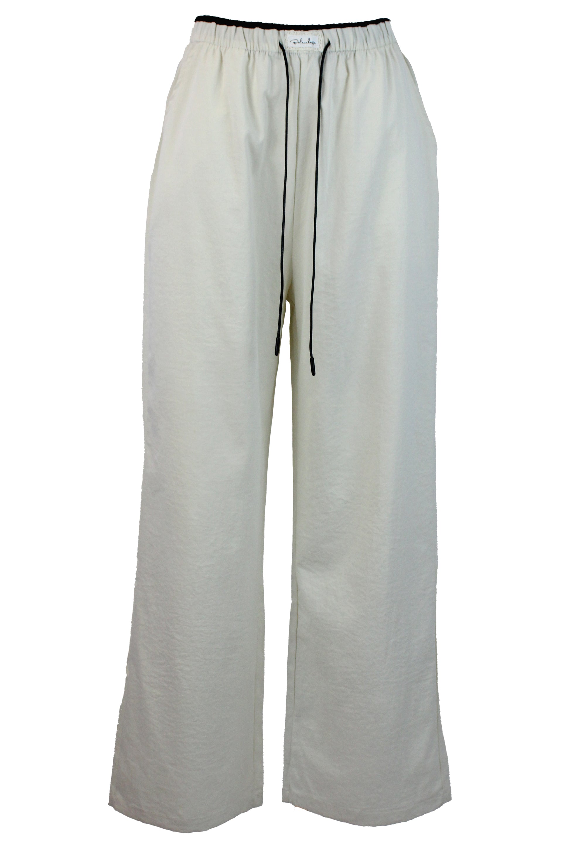 XM02043 Pantalonera con Bordado Superior