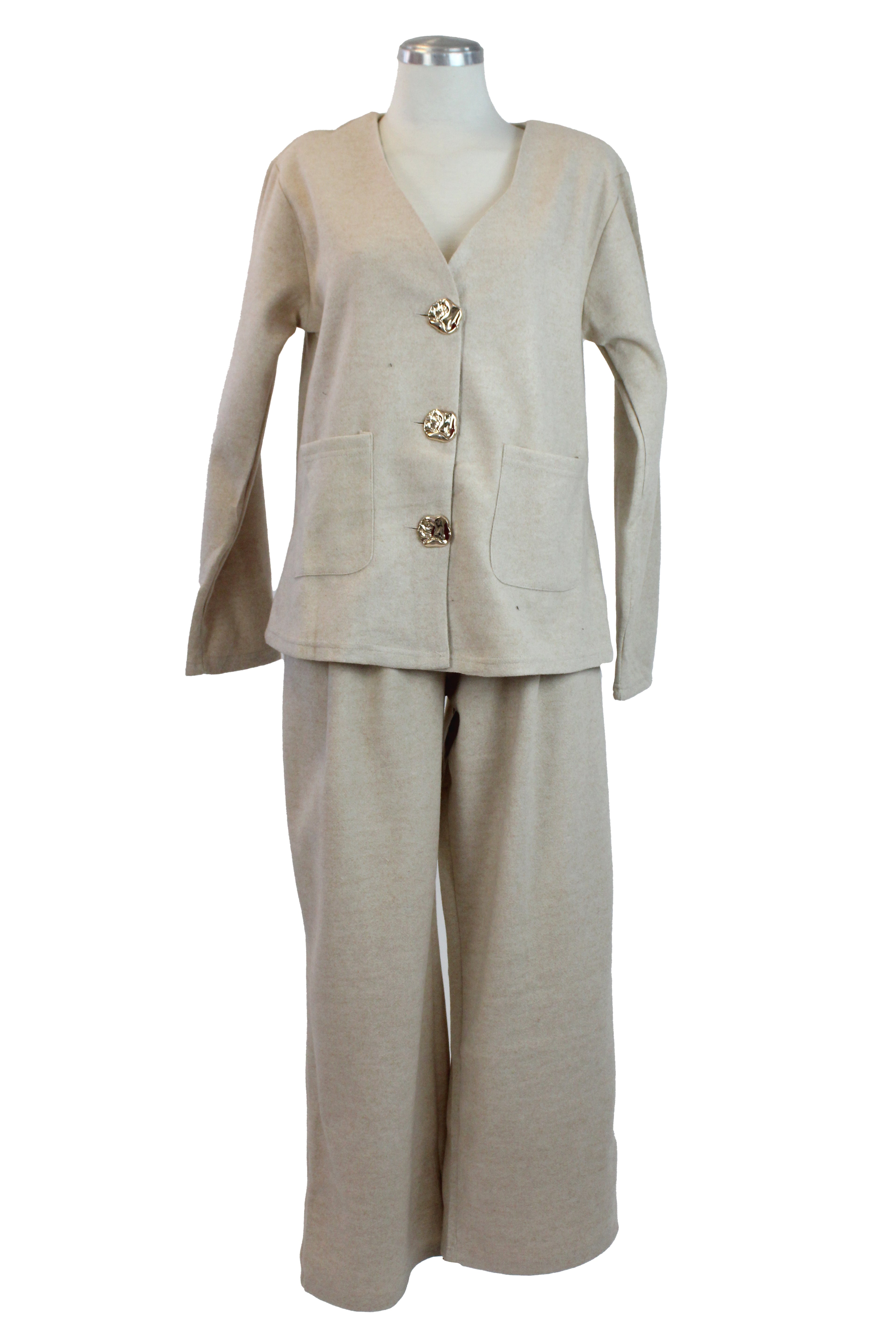 GT-3M158 Conjunto Gamuza con Botones Irregulares