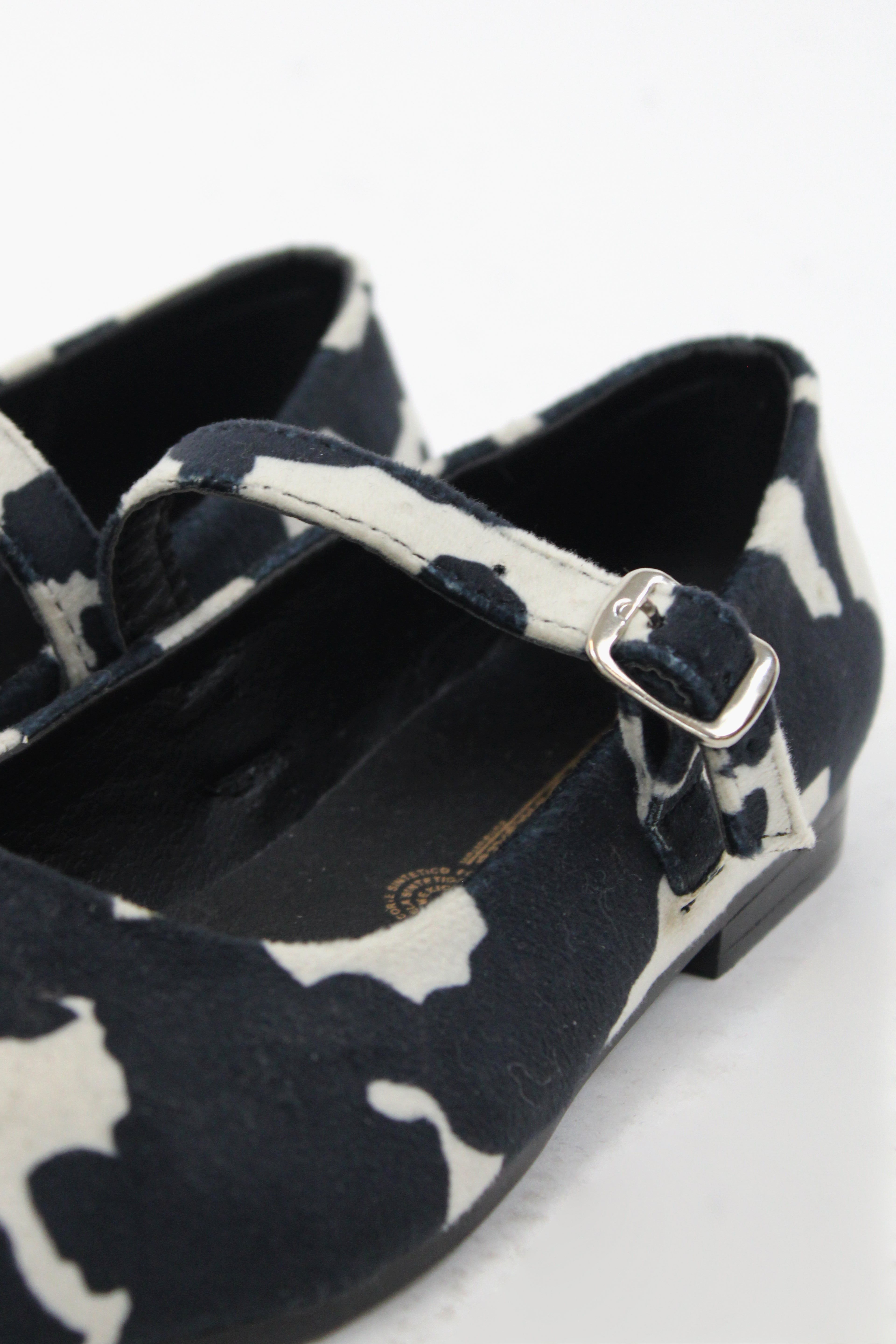 5044 Zapato Corte Mary Jane con Correa