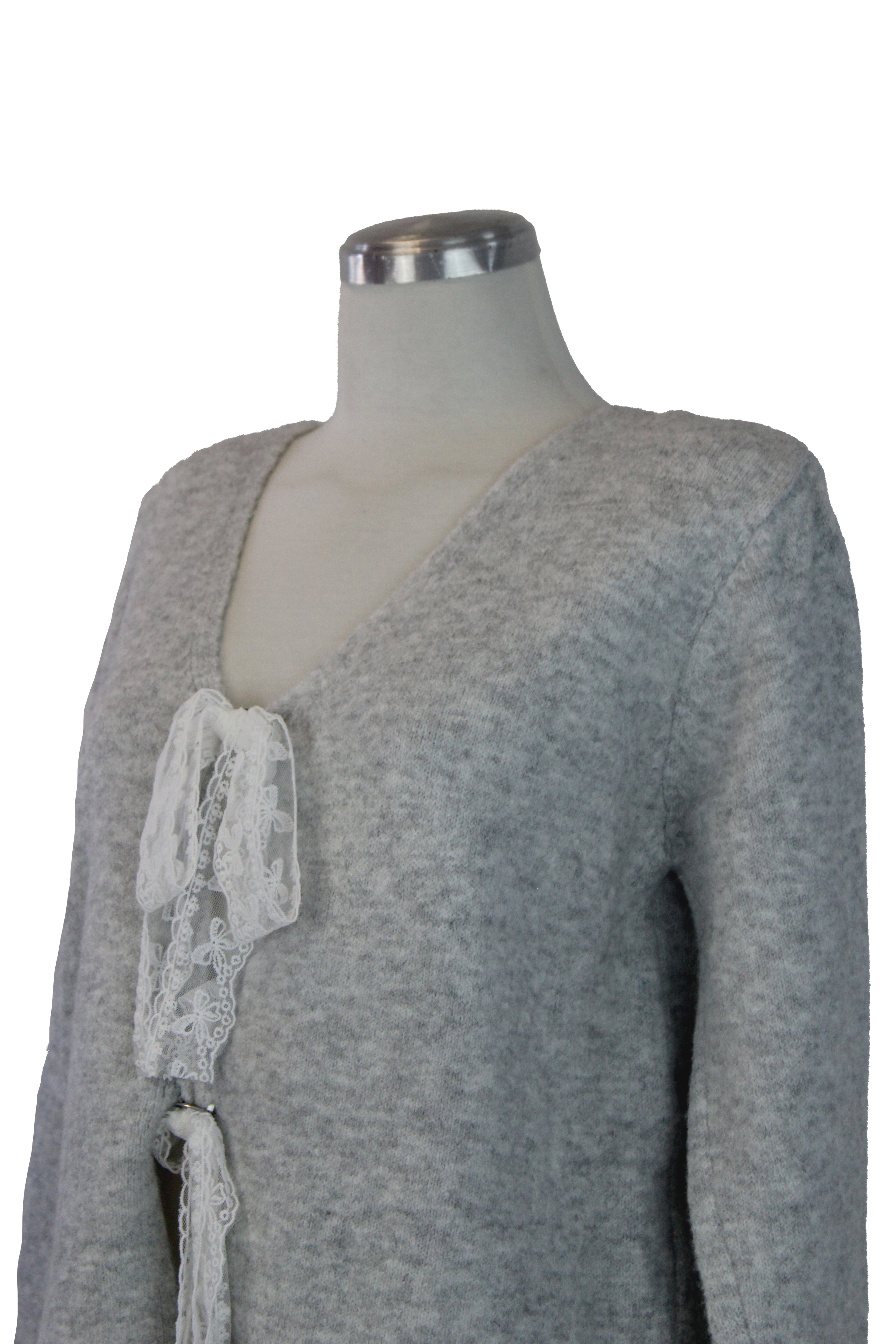 M50171 Suéter Afelpado con Moños Bordado