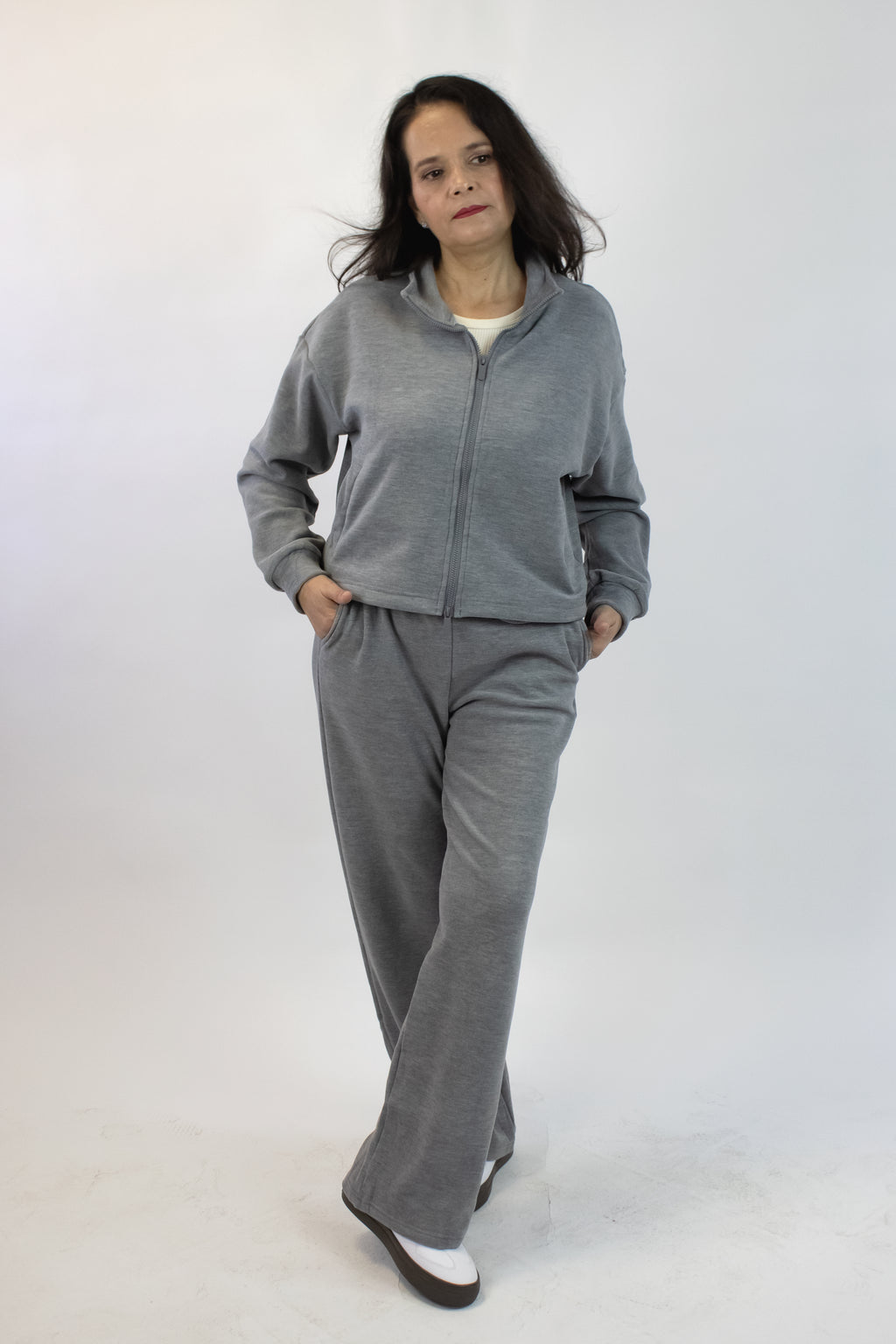 HJ-D533D Conjunto de Cuello Alto y Lineas de Costura