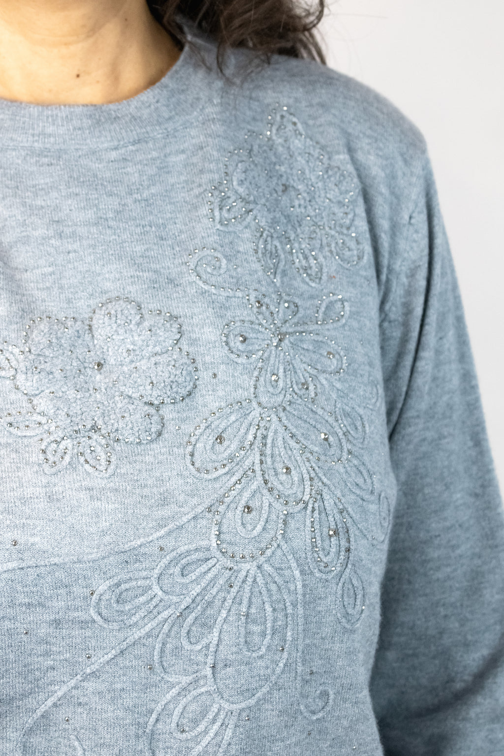 AF23794 Suéter Bordado Flores con Piedras