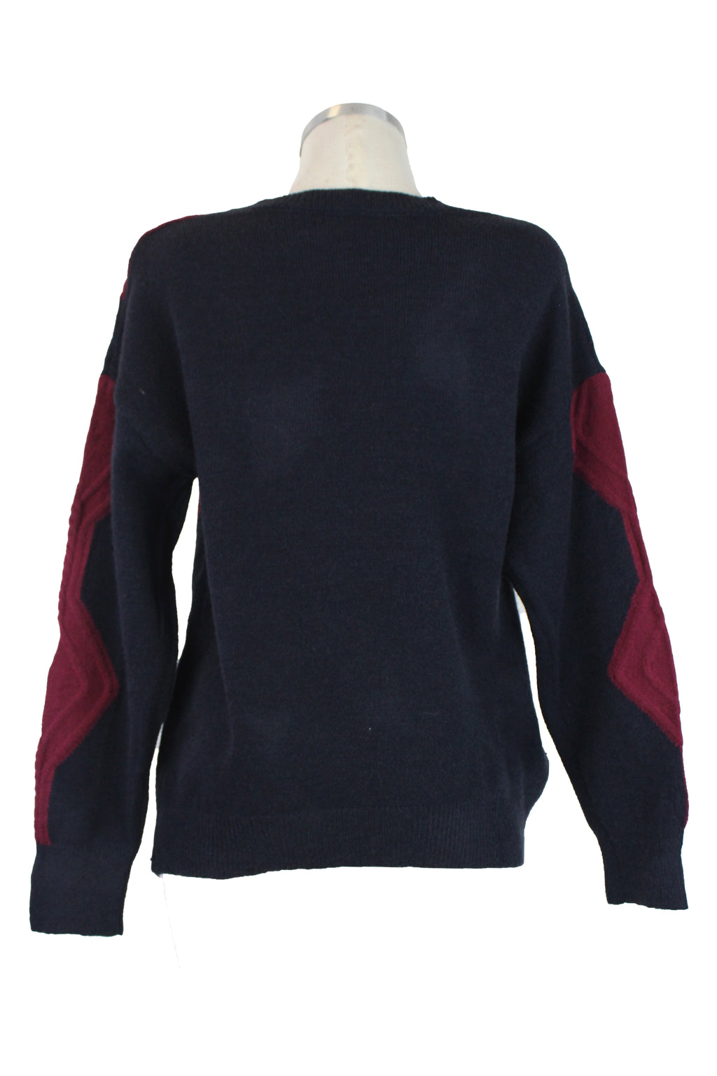 JR1651 Suéter Mangas y laterales Bordados