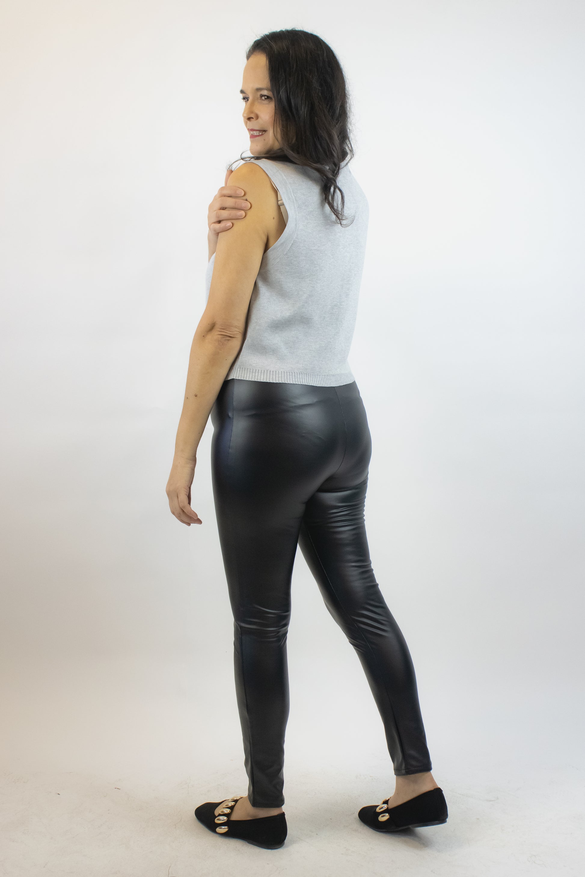 22284 Pantalón Semi Recto Vinipiel con Elástico