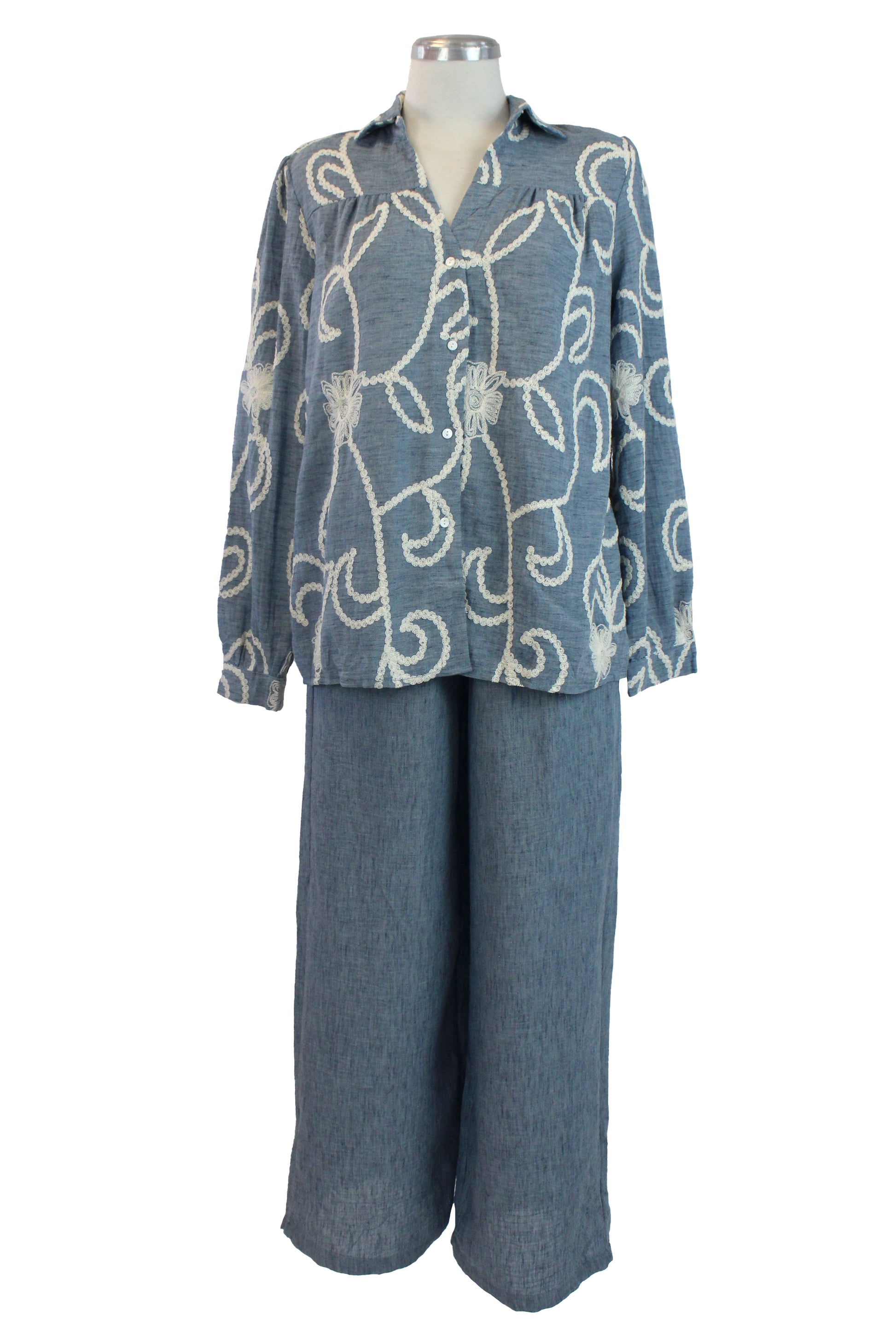 XJ-3252 Conjunto de Camisa con Bordado de Flores