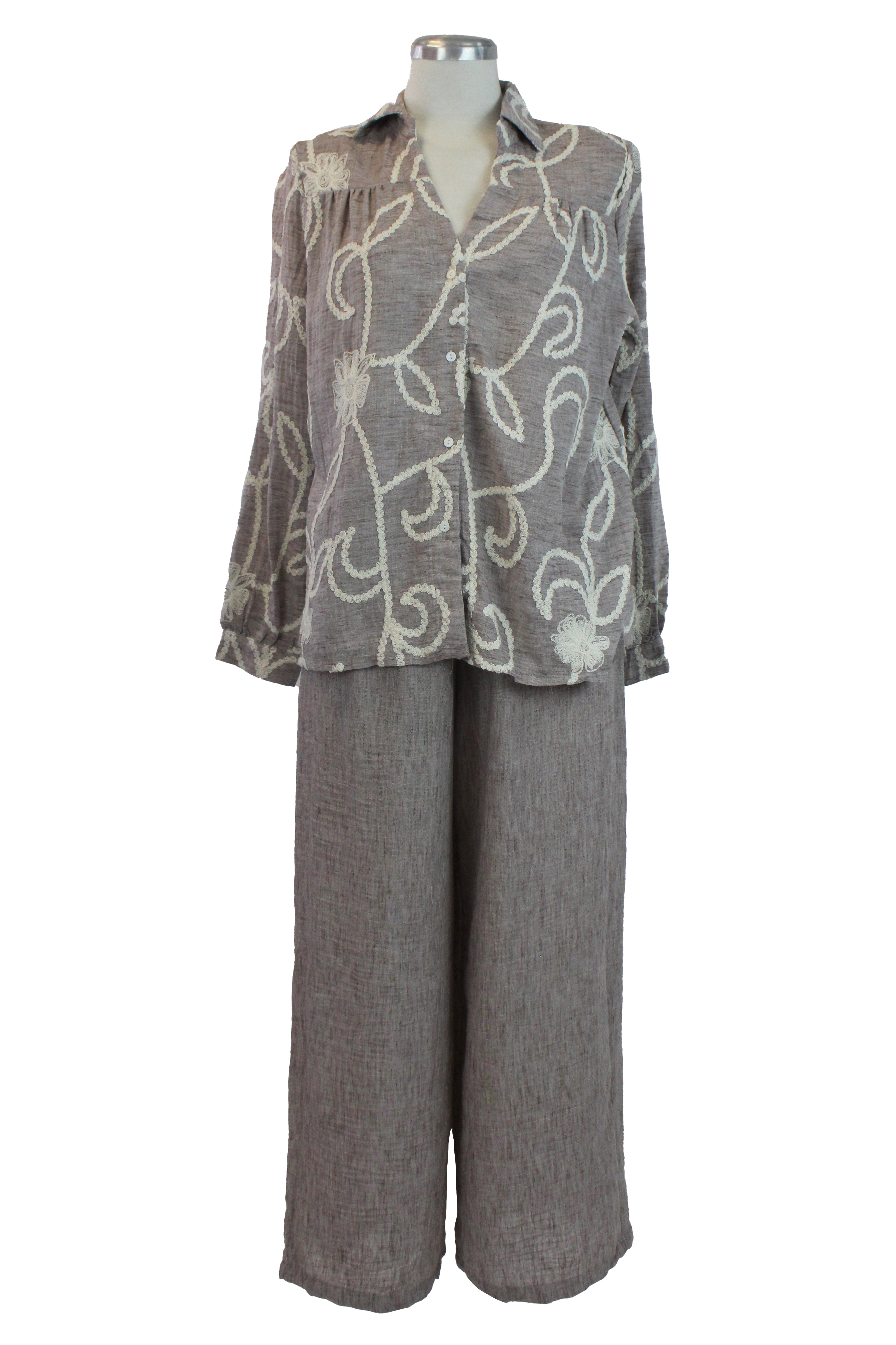 XJ-3252 Conjunto de Camisa con Bordado de Flores