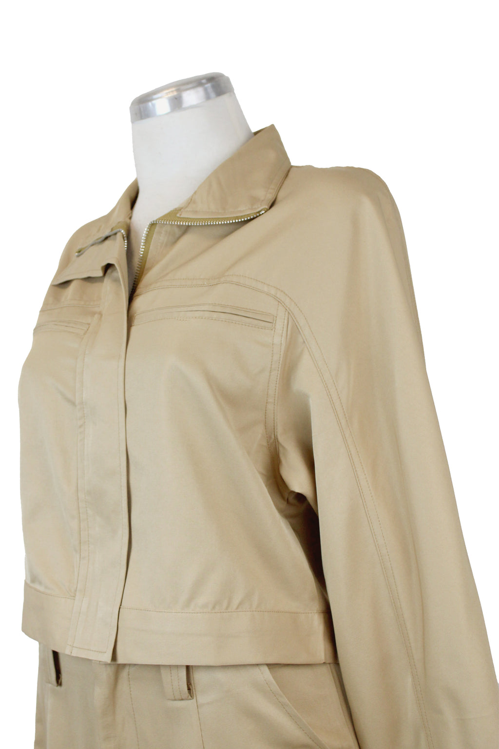 JQ-61145 Conjunto Falda y Chamarra con Bolsos Decorativos