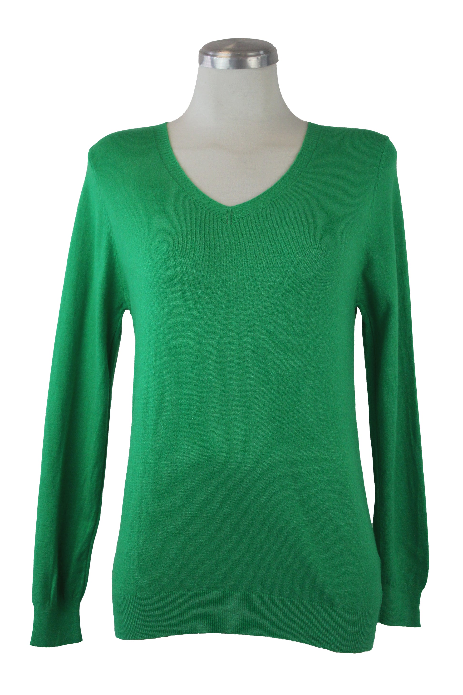 23-0032 Suéter Liso Cuello V