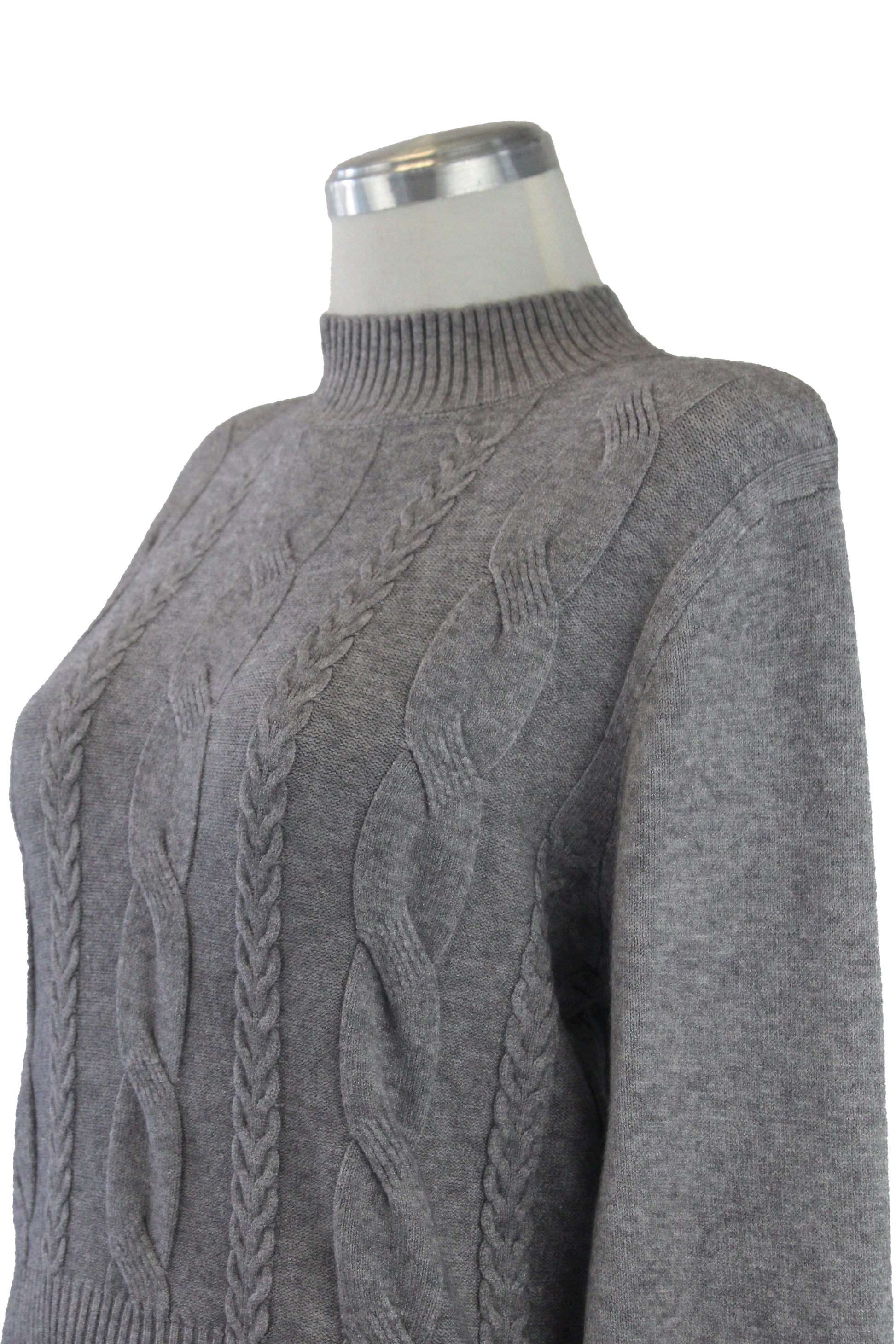 1276 Suéter Tejido con Trenzas y Botones en Manga