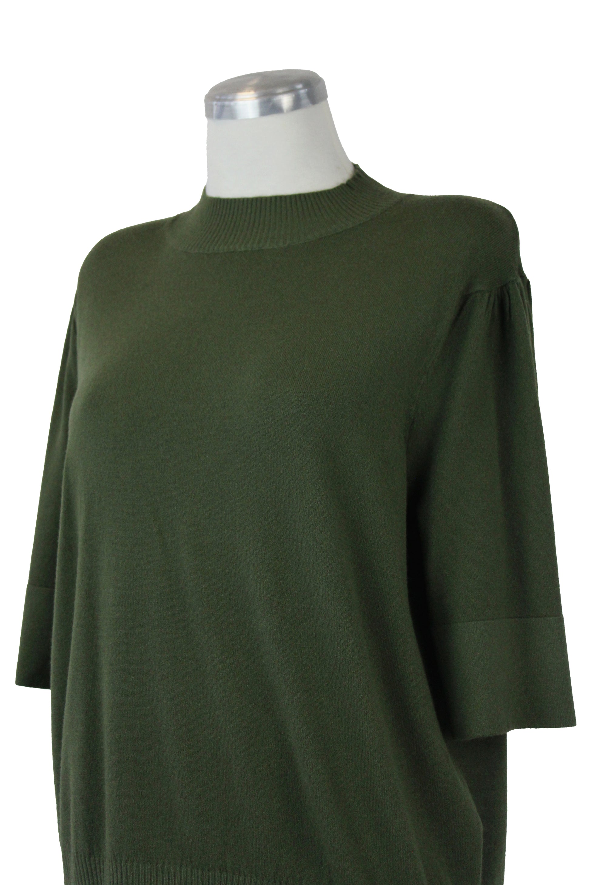 L1610 Suéter Cuello Tortuga Botones en Maga