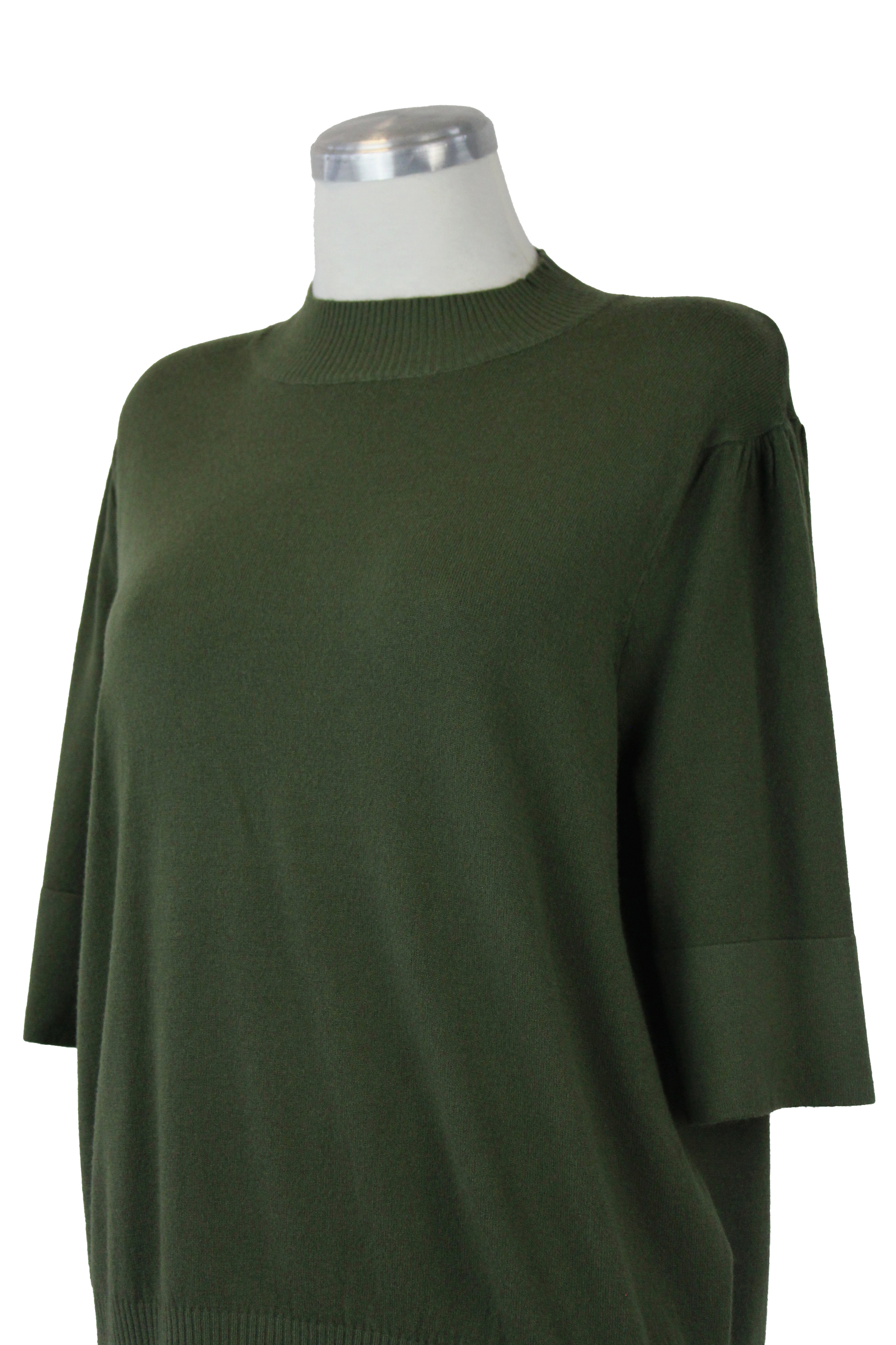 L1610 Suéter Cuello Tortuga Botones en Maga