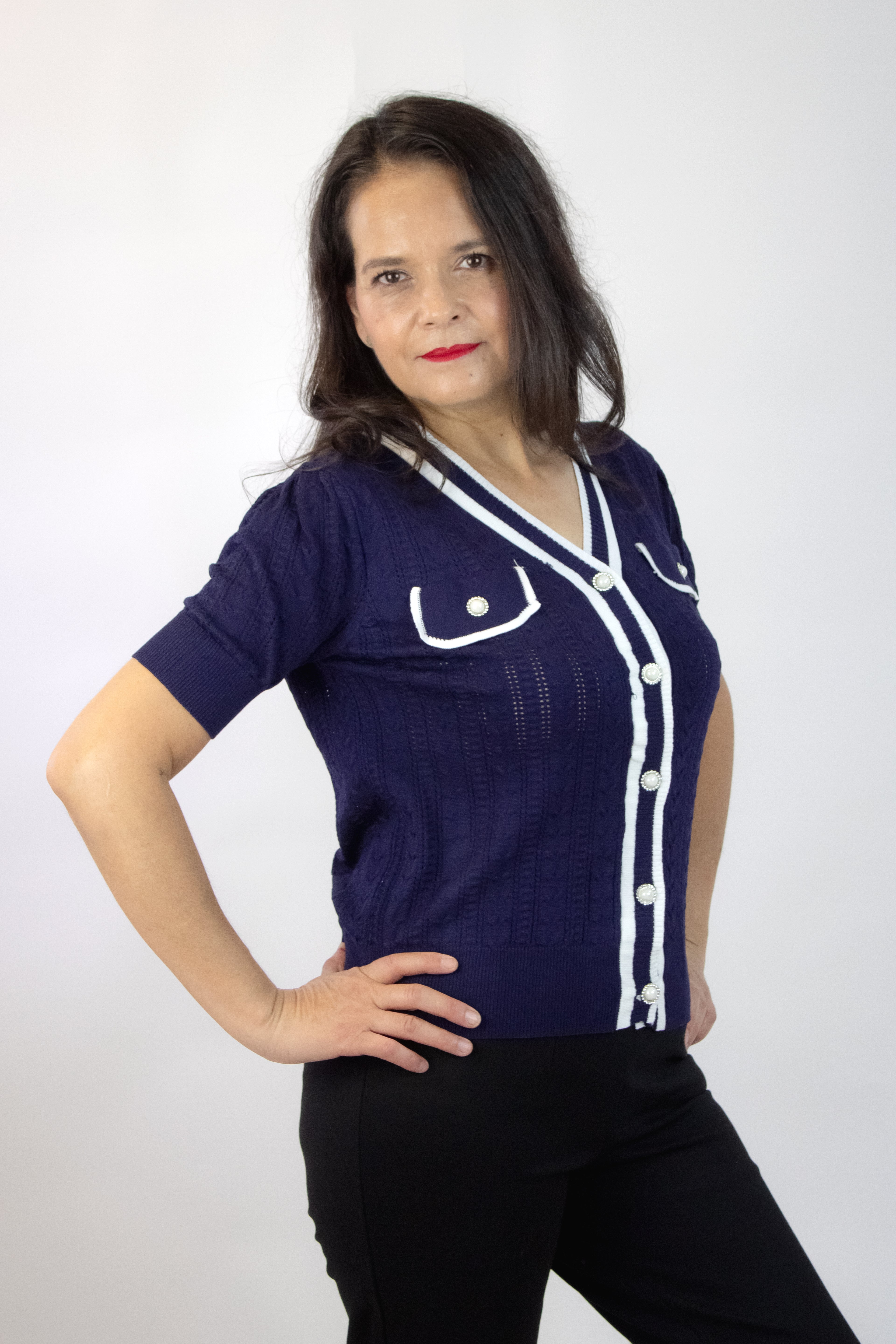 M-1092 Blusa Estilo Cardigan con Botones Aperlados