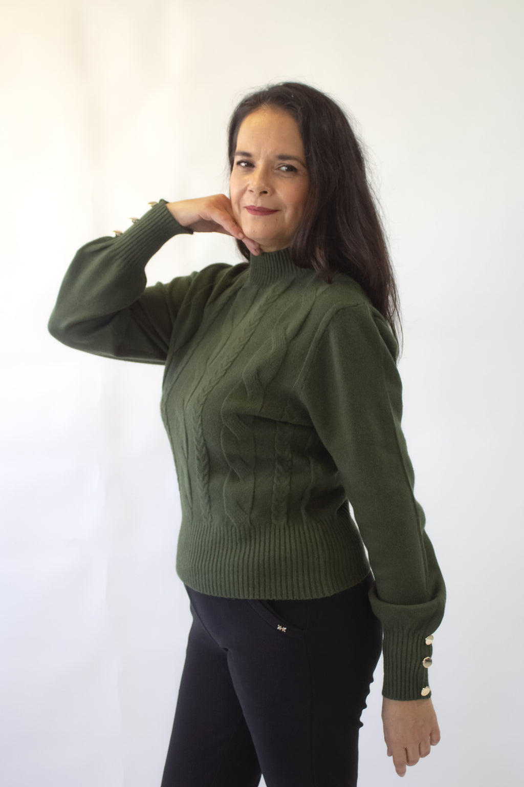 1276 Suéter Tejido con Trenzas y Botones en Manga