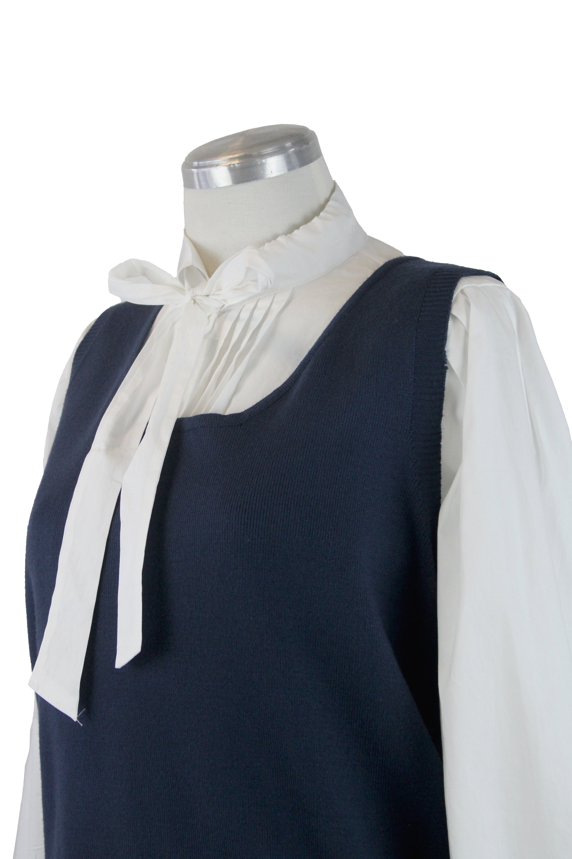 6090 Camisa Con Moño y Chaleco