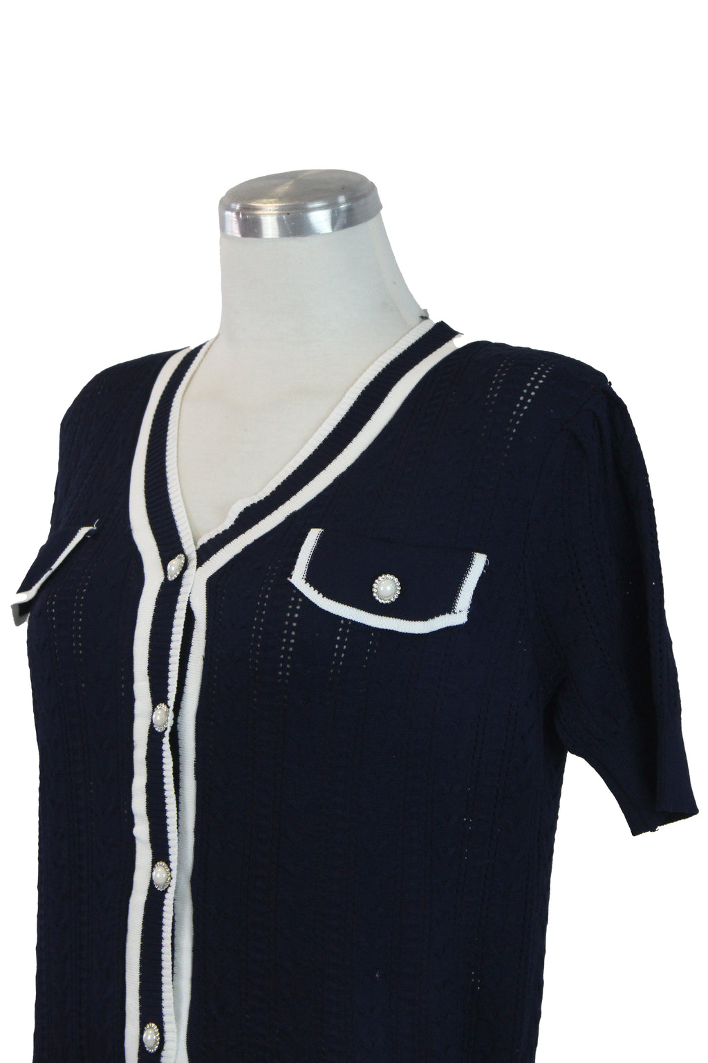 M-1092 Blusa Estilo Cardigan con Botones Aperlados