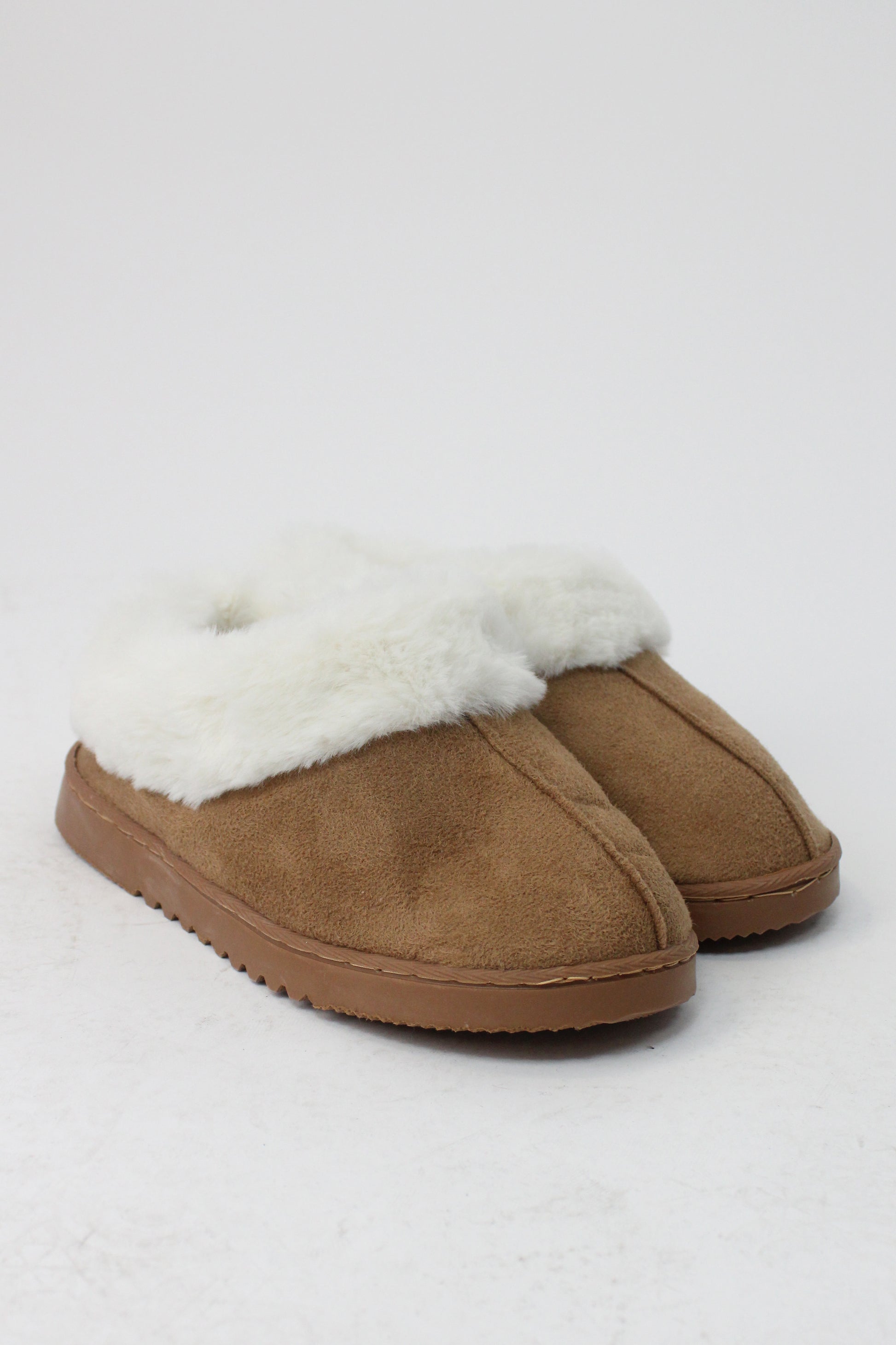 2505 Pantunfla Tipo Piel Durazno con Peluche Interno