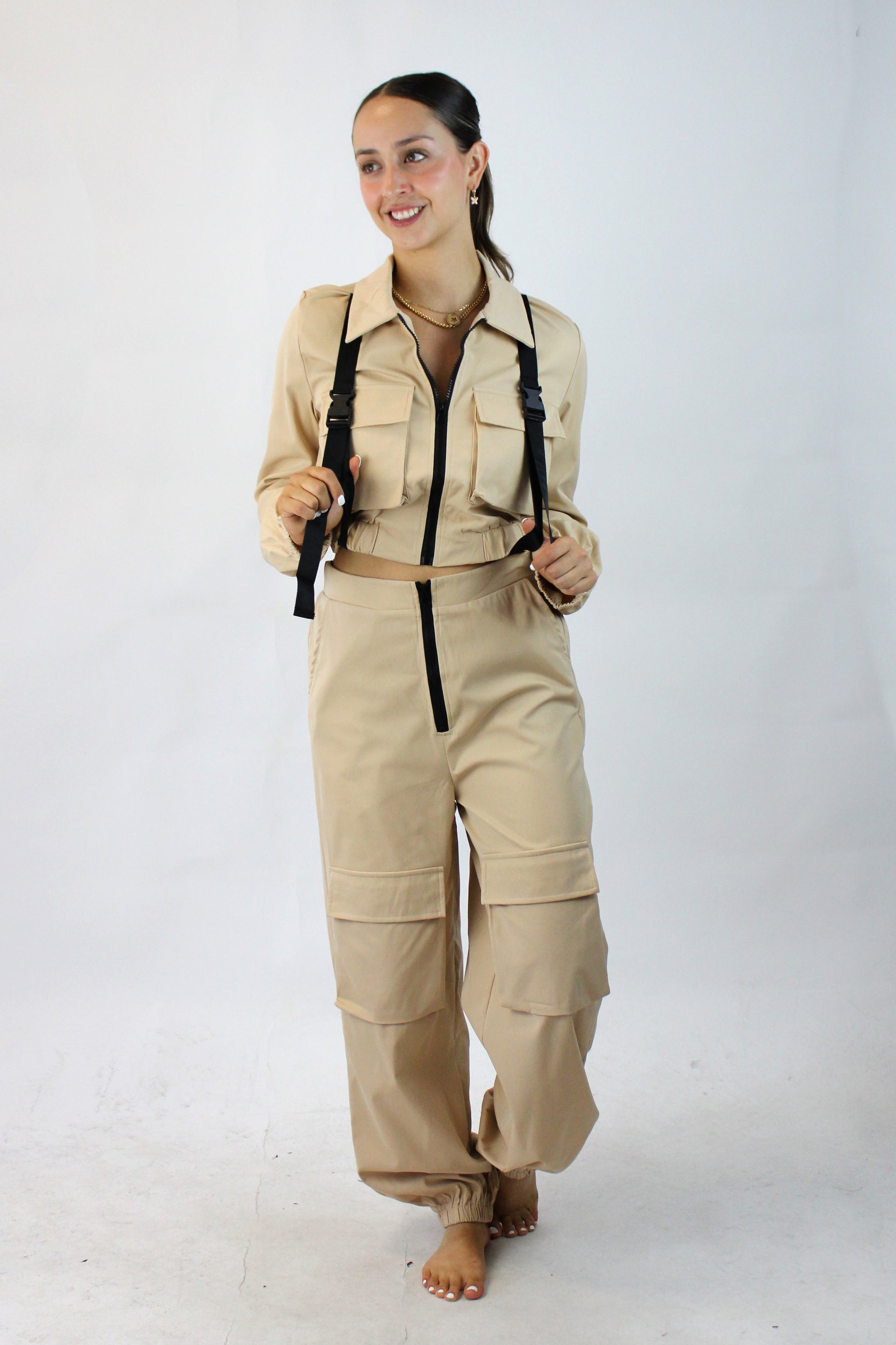 LIF5013 Conjunto Tipo Cargo Con Broches