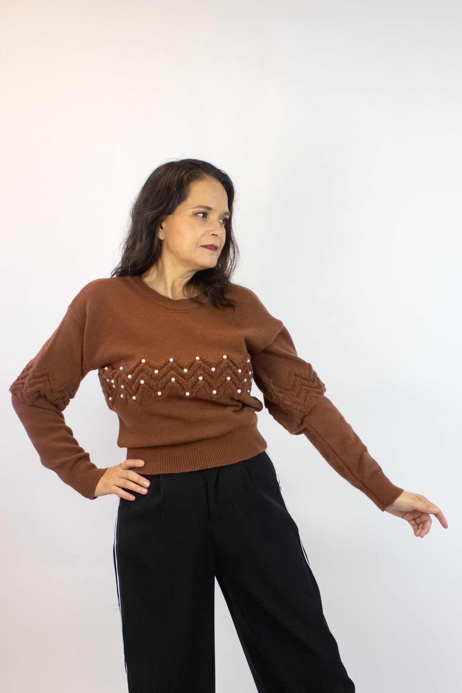2536 Suéter Tejido Ondas Afelpadas con Perlas