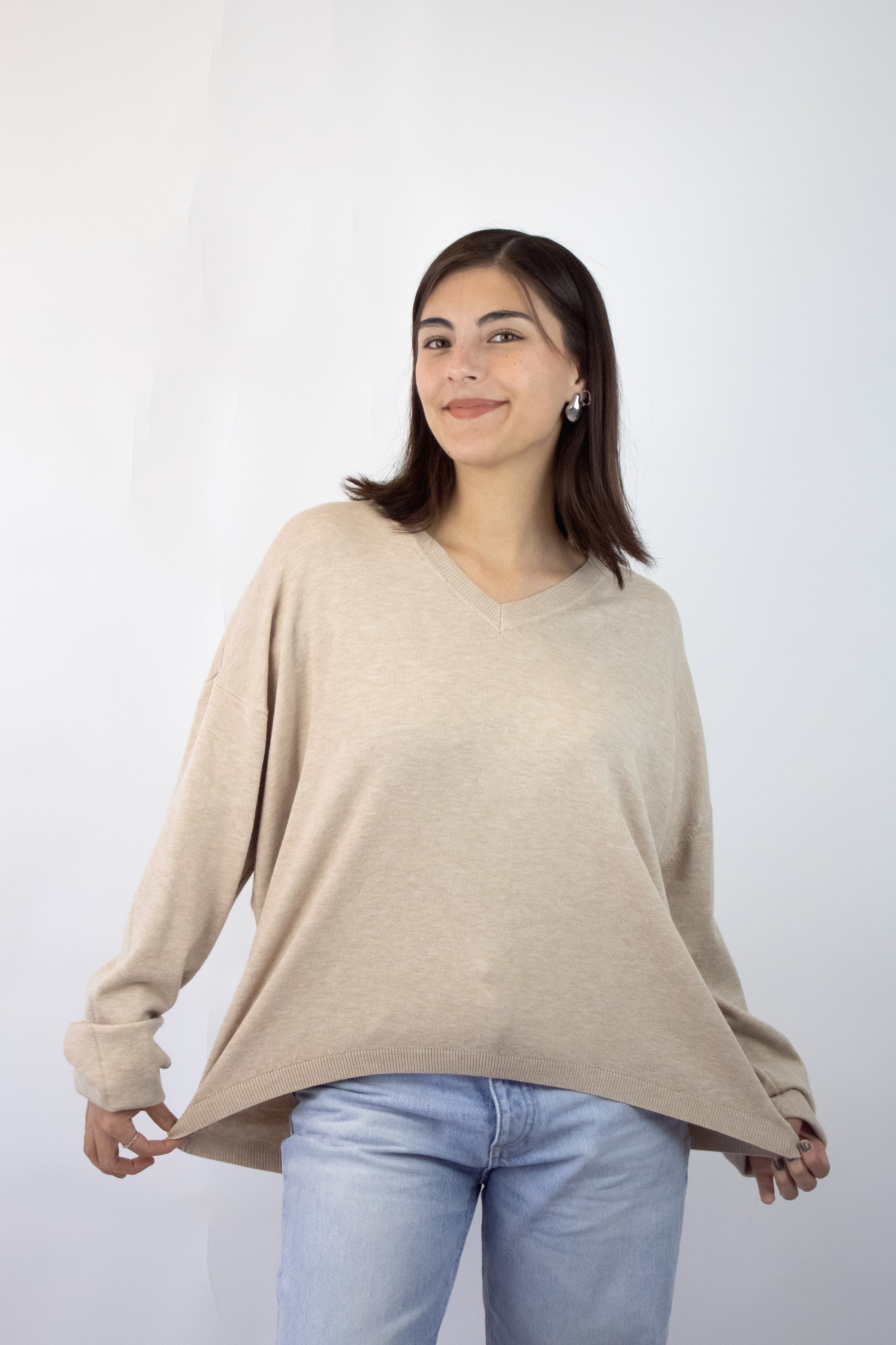 H19162 Suéter Liso Cuello V