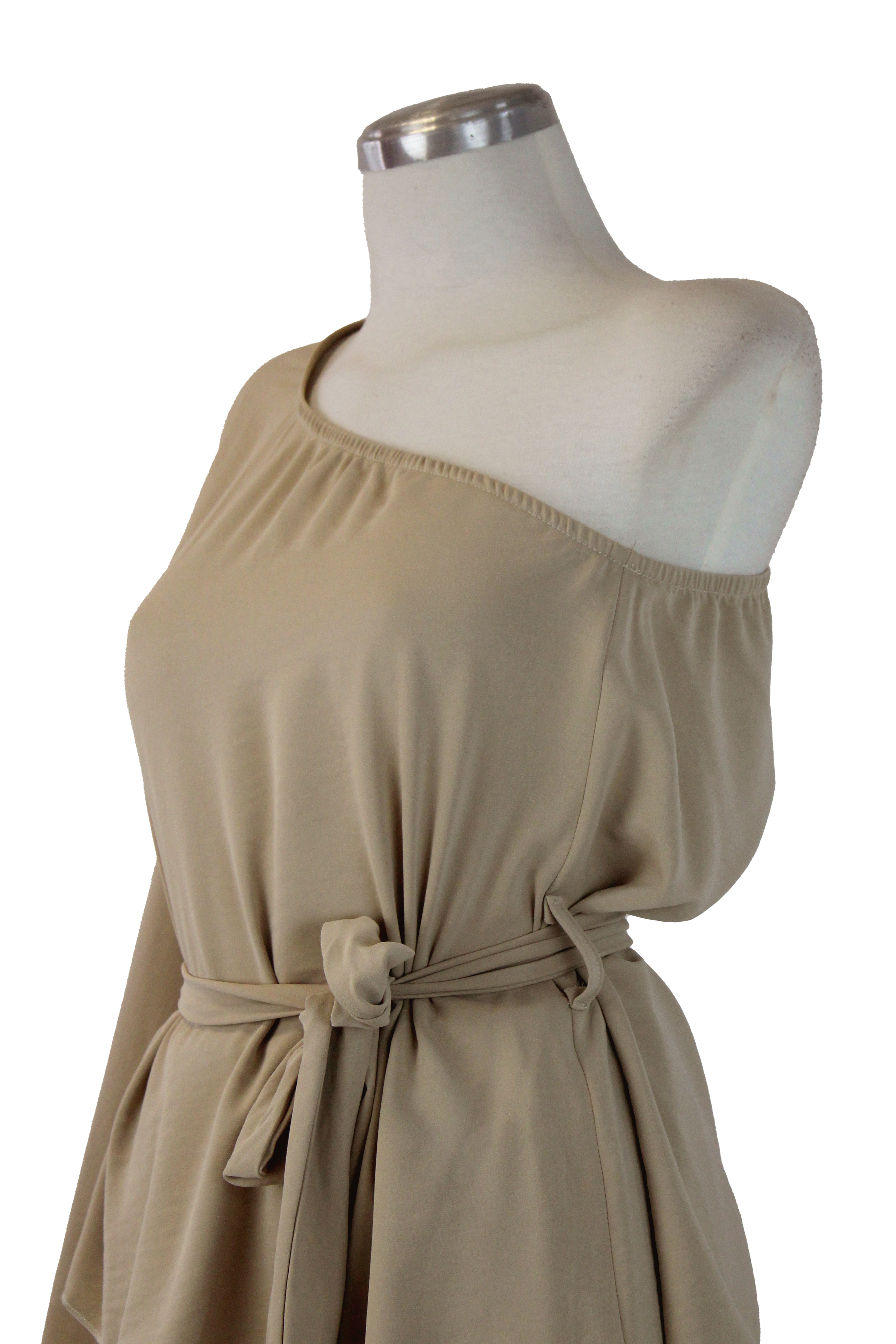 1081DBJ Conjunto Blusa con Maga Caída Nudo Lateral