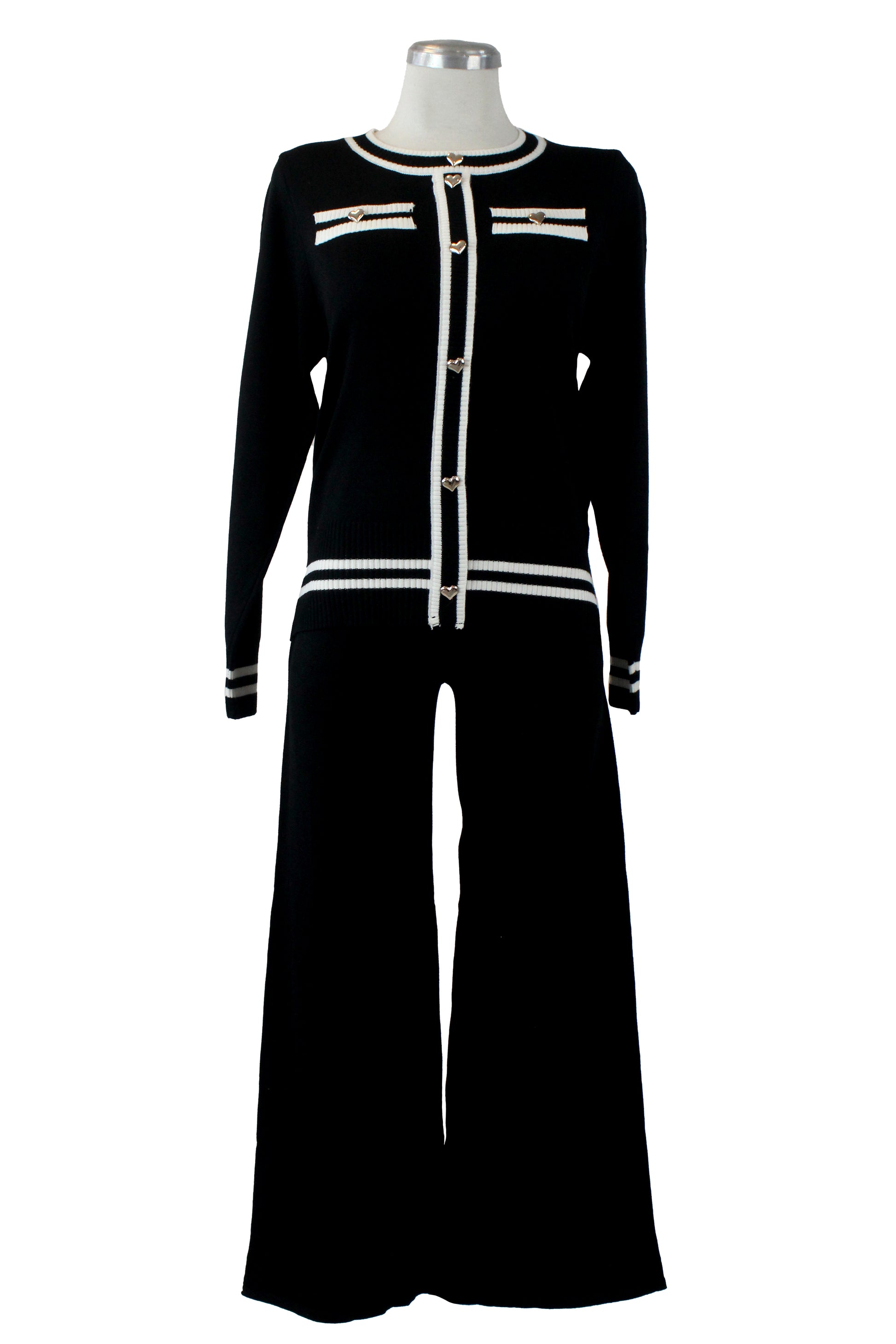 XC070 Conjunto Suéter con Botones Dorados Forma Corazón