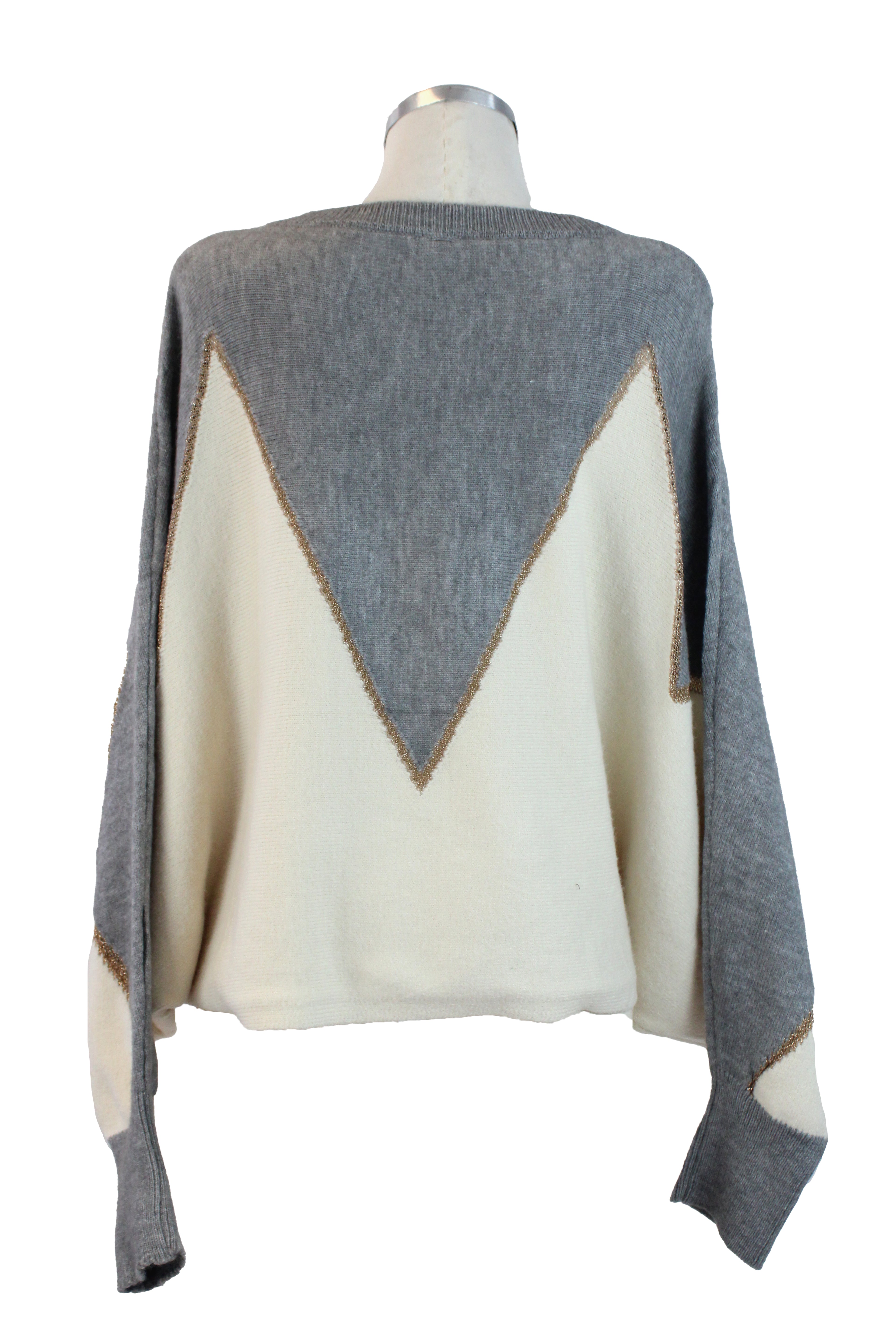 24193 Suéter Bombacho Diseño Picos con Brillos