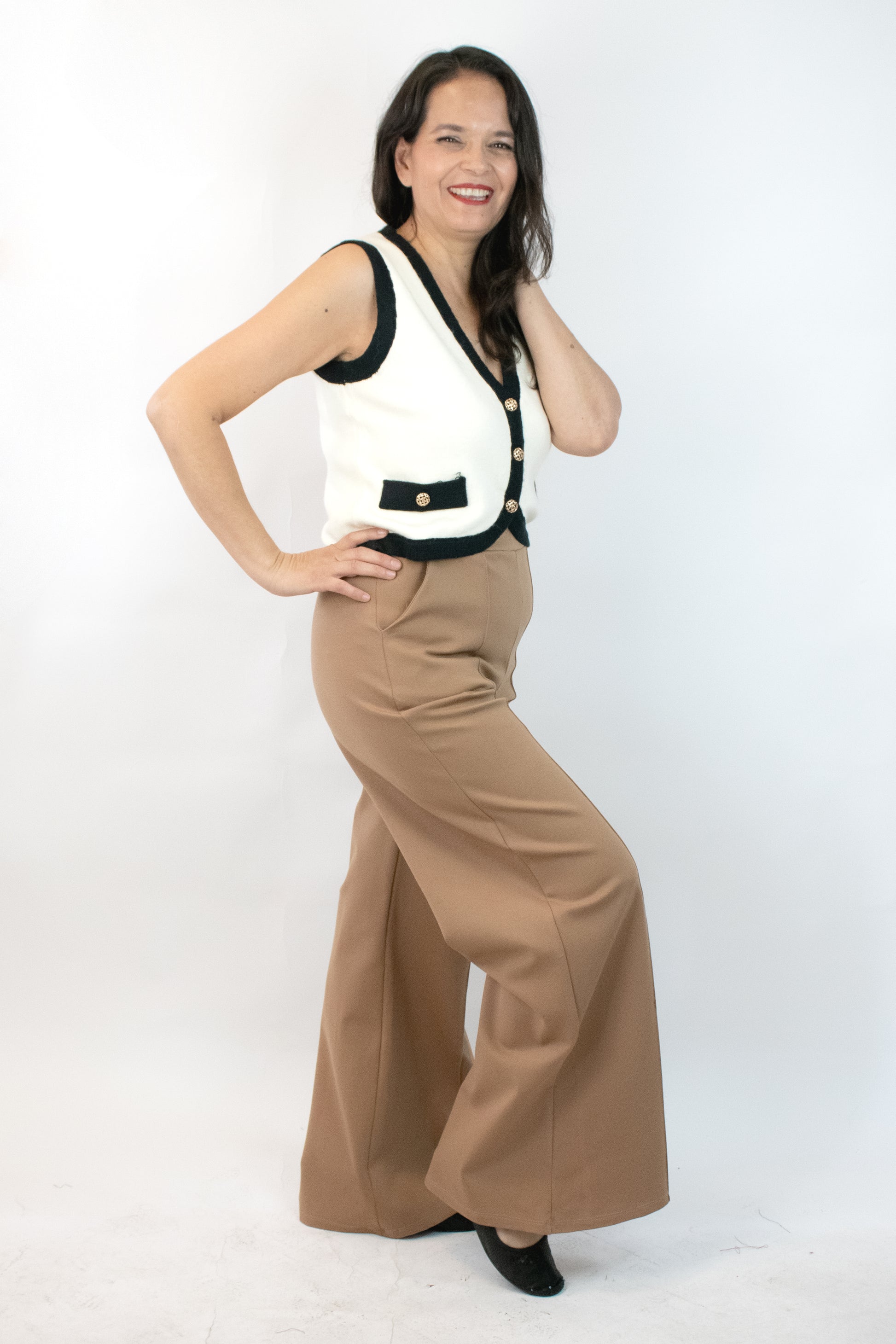 35098PJ Pantalón con Linea Punteada