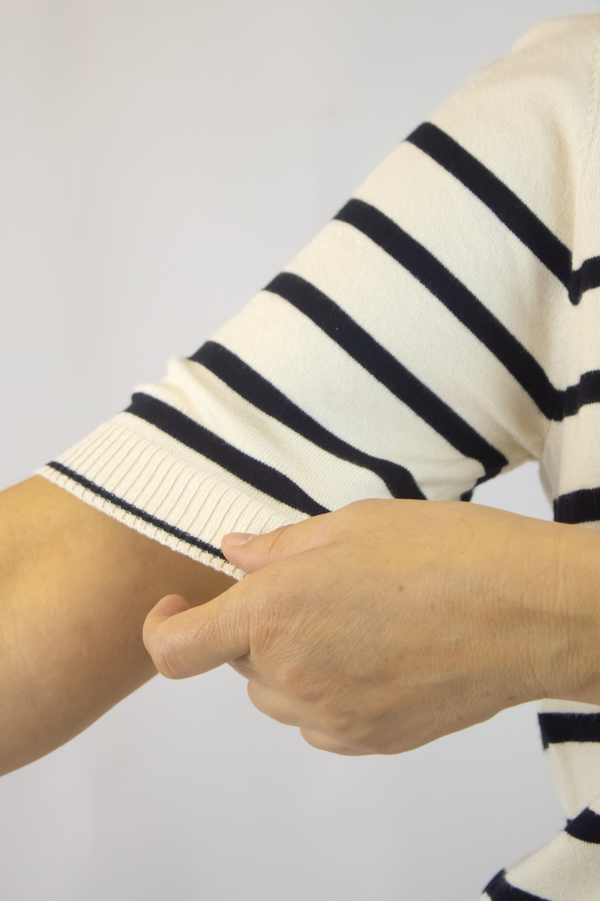 5628 Blusa Rayada Manga 2/4 Cuello con Franja