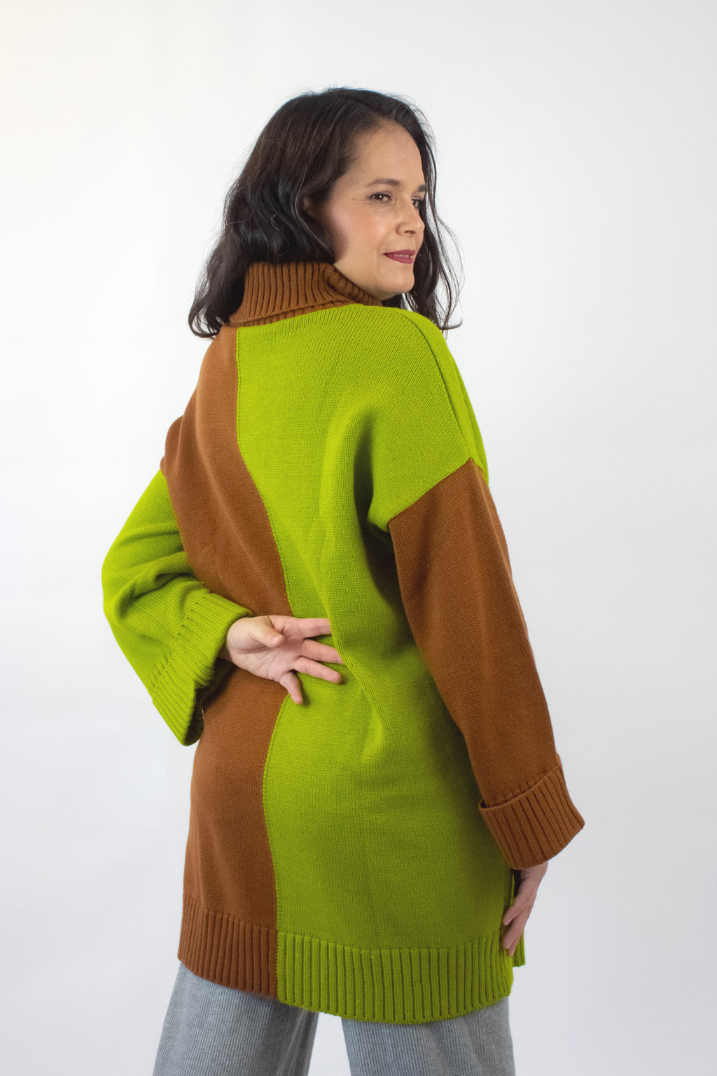 623 Sueter Largo Bitono a la Mitad