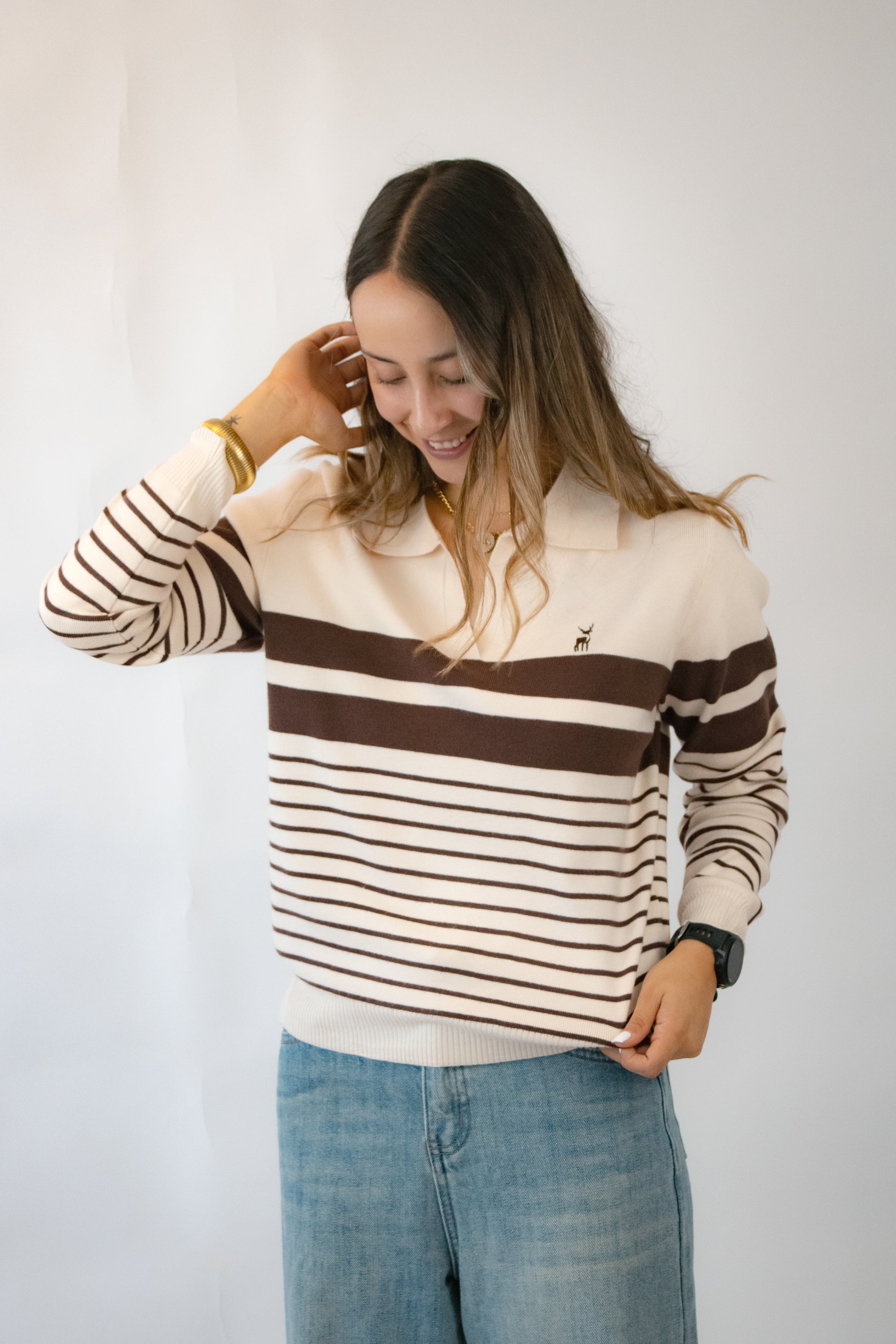 3109 Suéter Cuello Tipo Camisa Líneas Horizontales