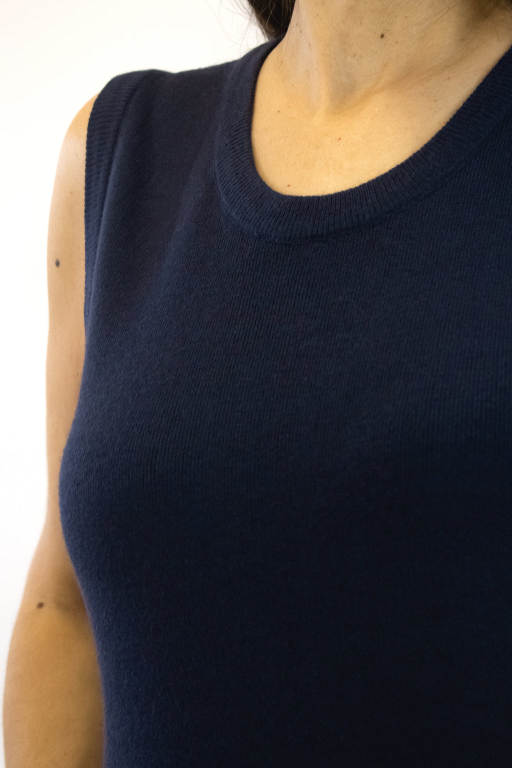 5766 Vestido Liso Tipo Suéter Tejido sin Mangas