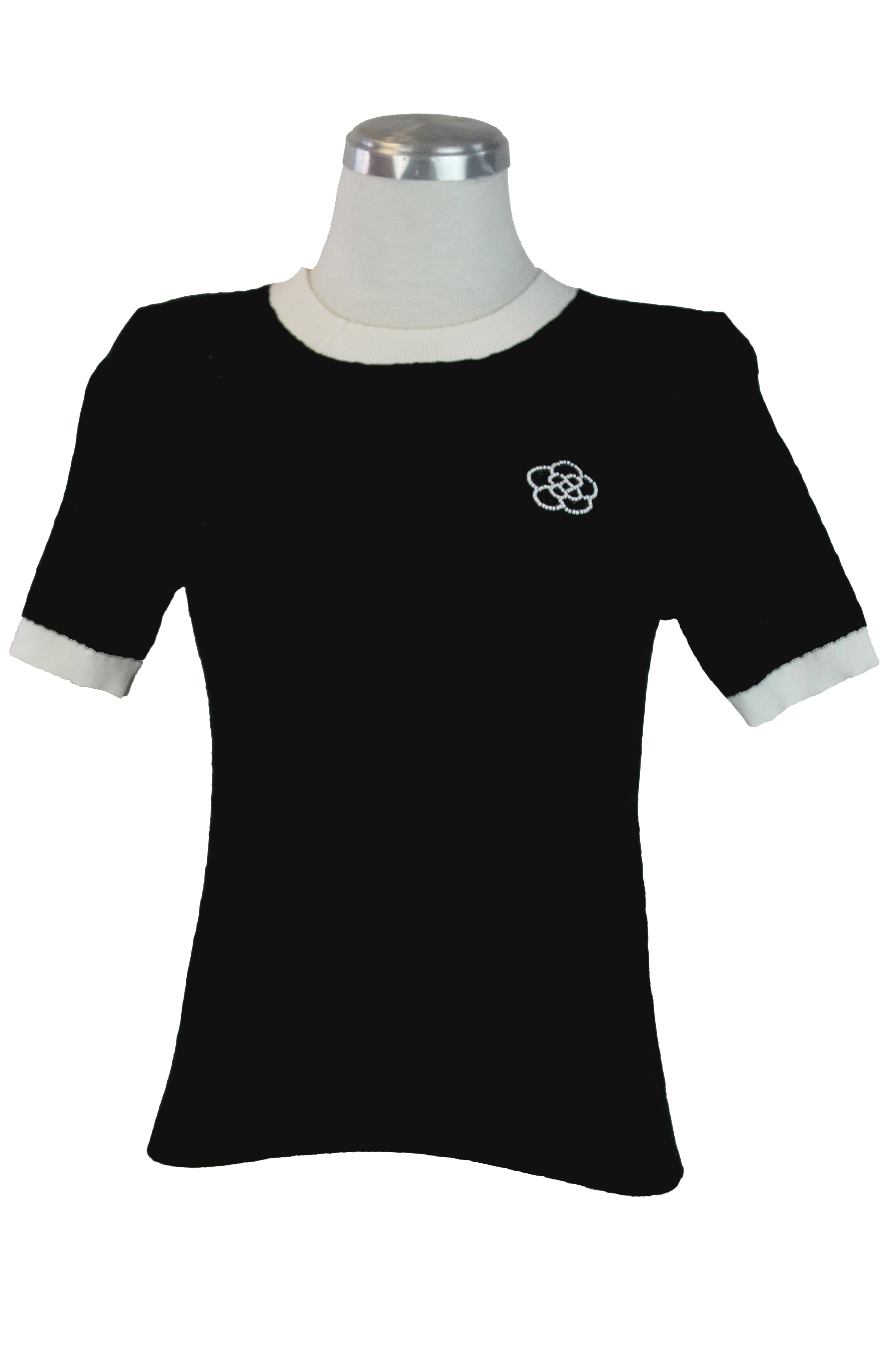 M50019 Blusa Tejida con Flor de Shakira