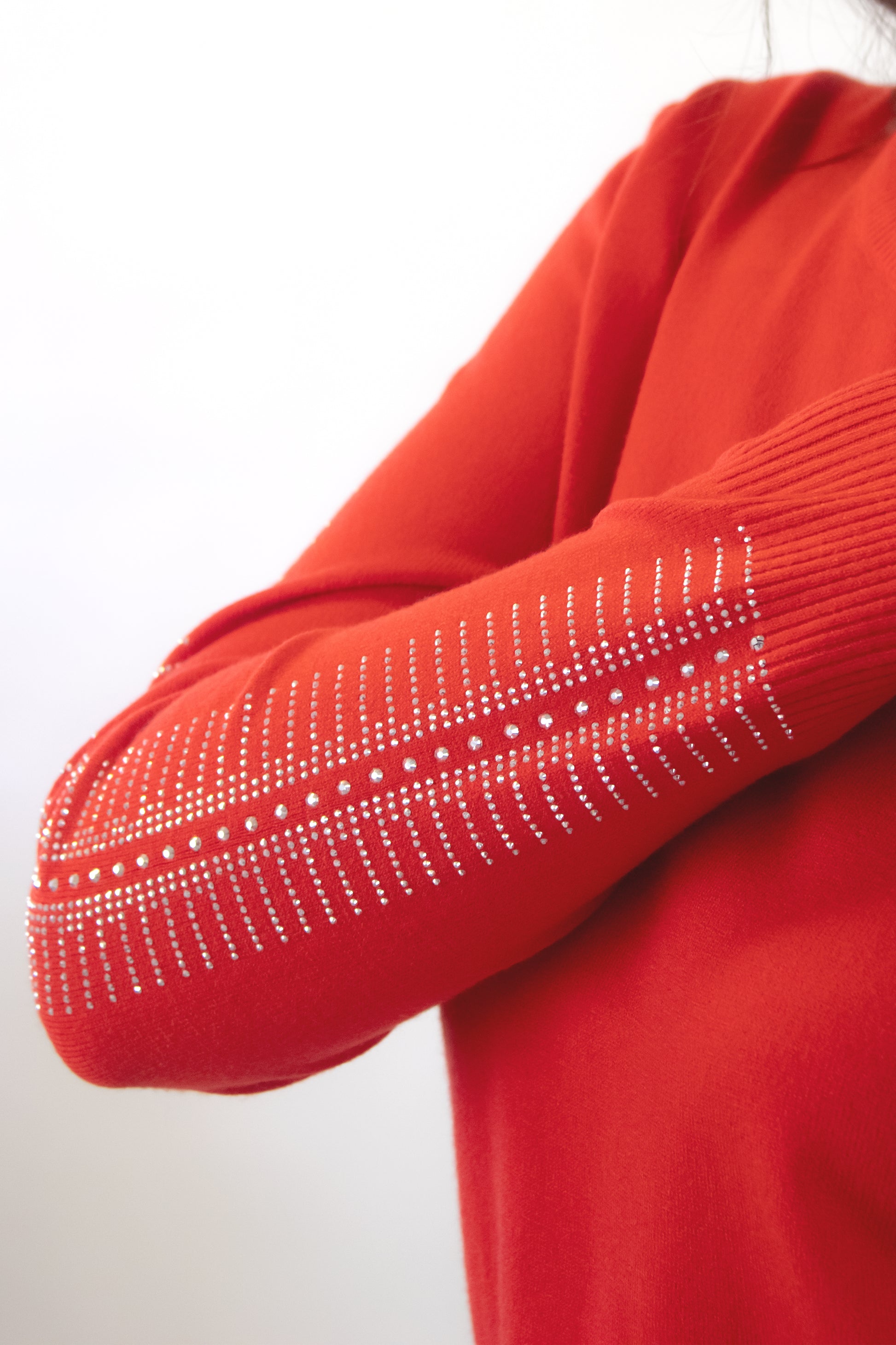 5131 Blusa Cuello Redondo Brillos en Mangas